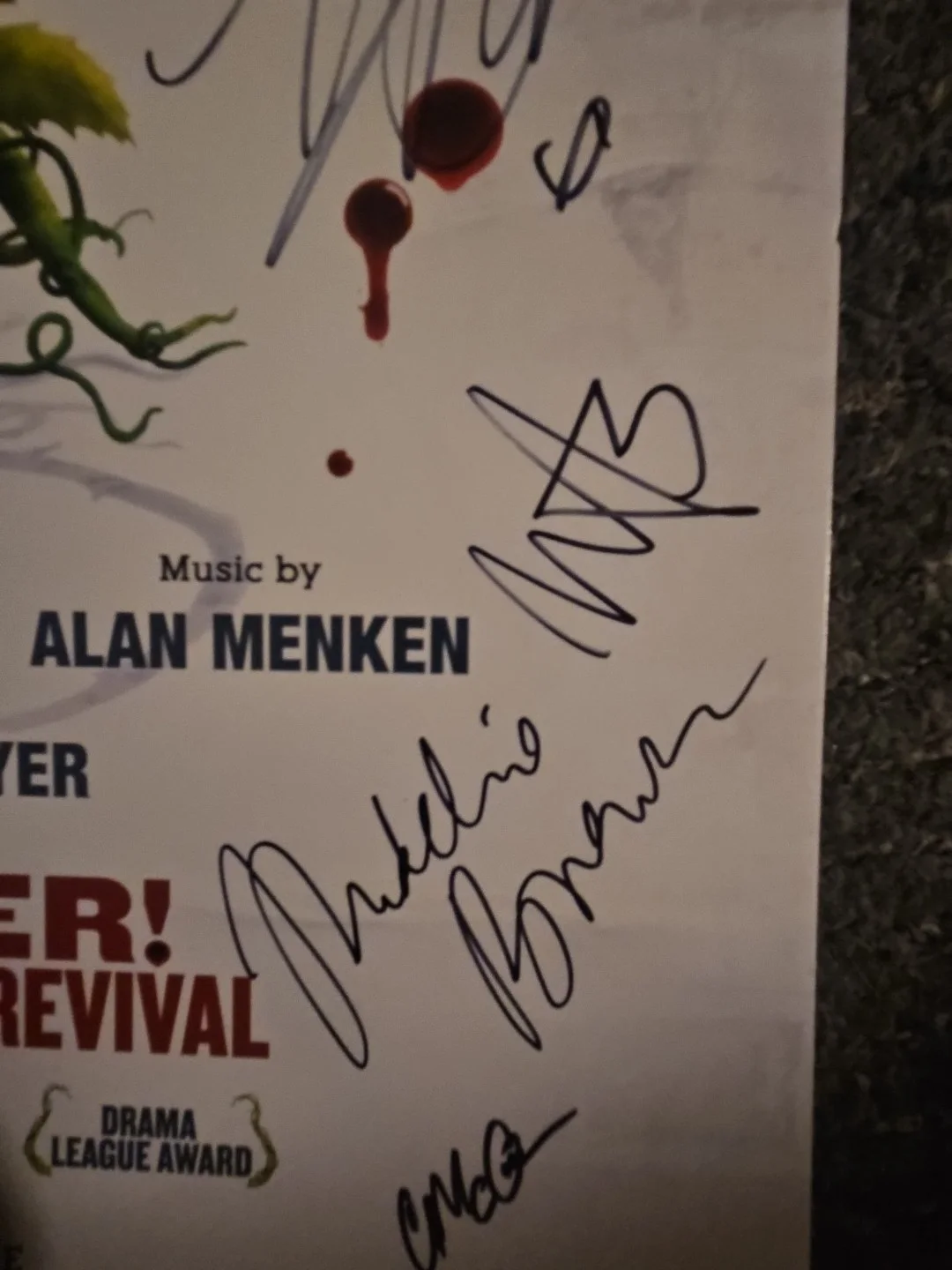 Cast — Little Shop Of Horrors Signed Window Card - Thomas Doherty, Madeline Brewer, image 5