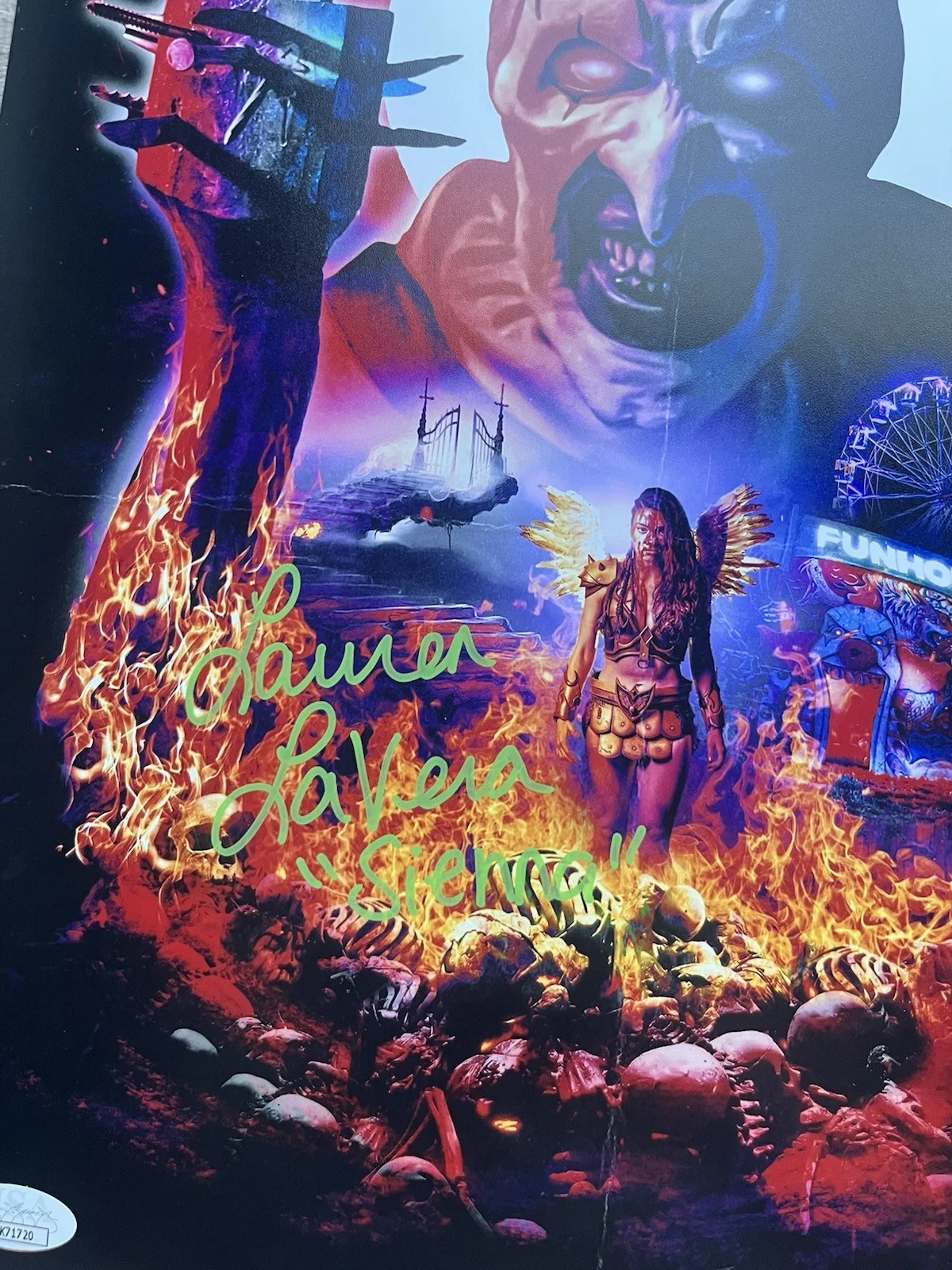 Lauren LaVera — Lauren LaVera Samantha Scaffidi Dual Signed Terrifier 2 11x14 Photo JSA COA, image 4