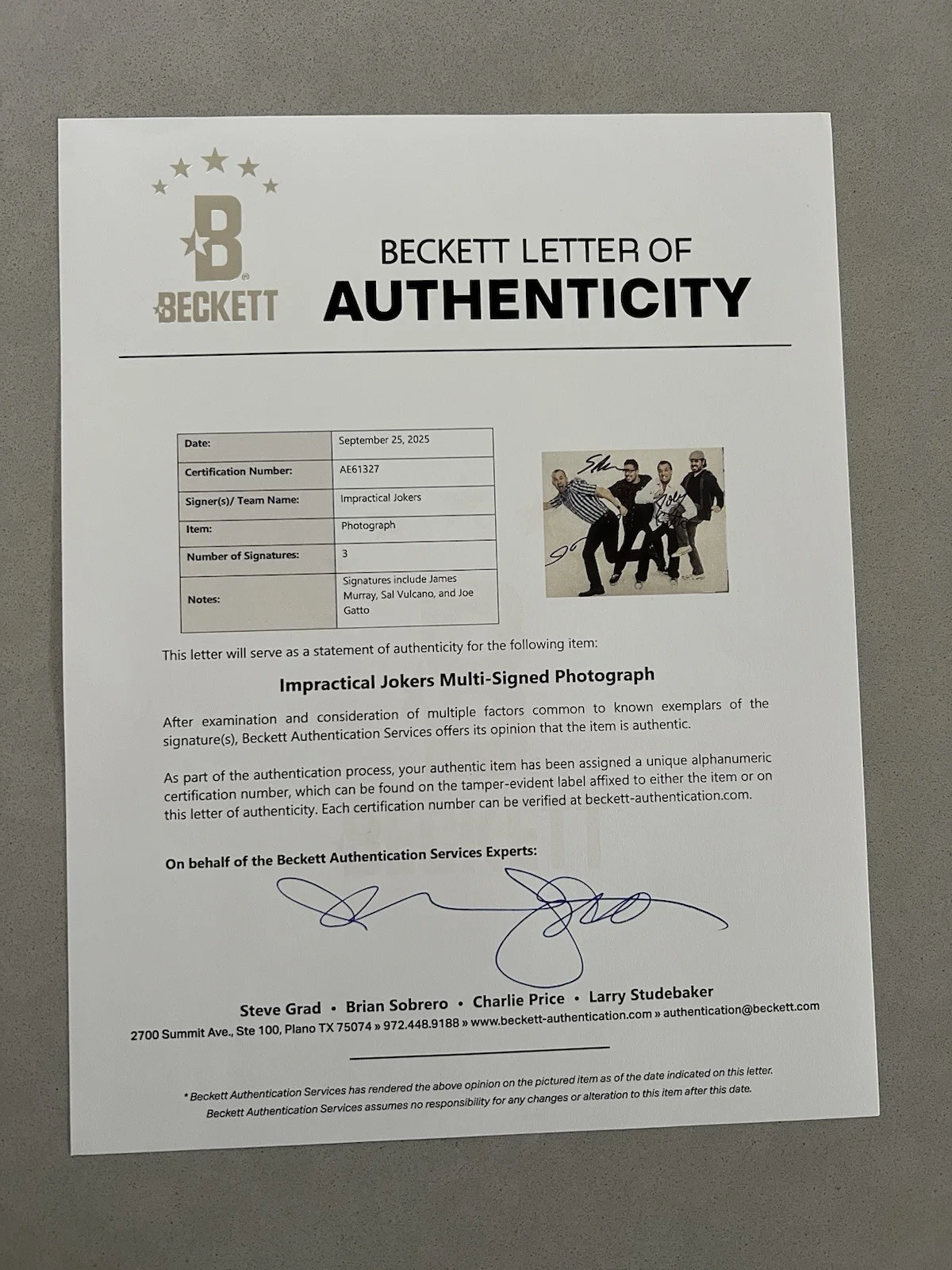 Joe Gatto, James Murray, Sal Vulcano — Impractical Jokers autographed signed 8x10 photo Beckett BAS COA Murr Sal Gatto, изображение 2