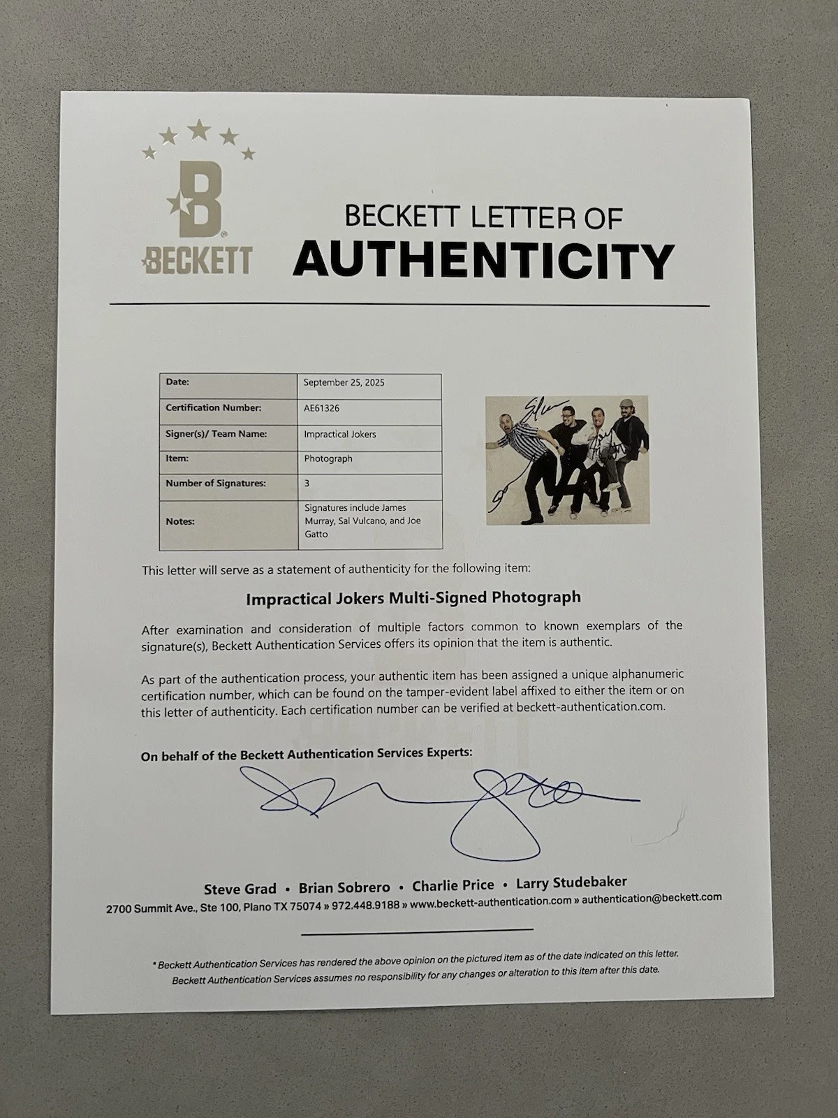Joe Gatto, James Murray, Sal Vulcano — Impractical Jokers autographed signed 8x10 photo Beckett BAS COA Murr Sal Gatto, изображение 3