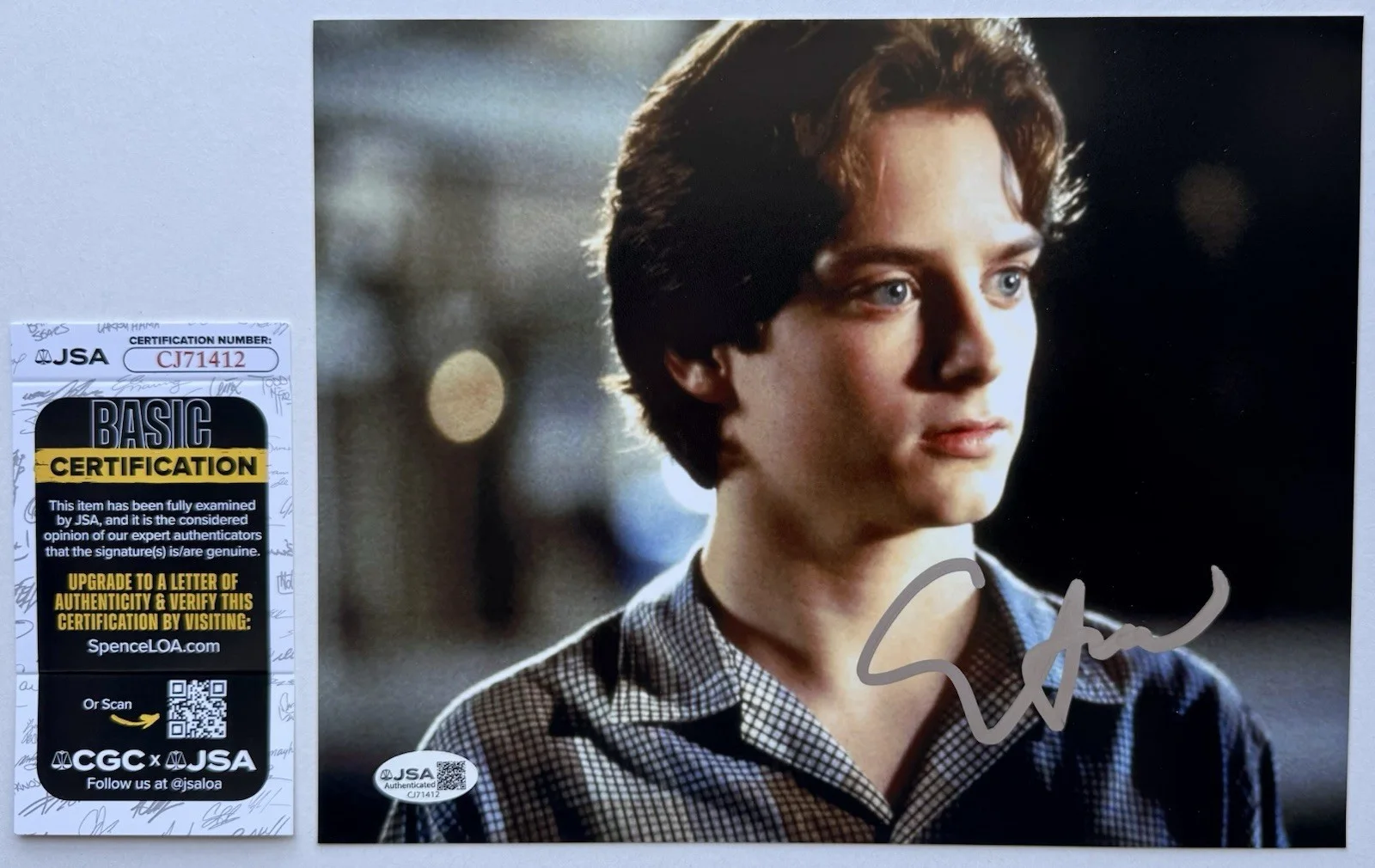 ELIJAH WOOD — ELIJAH WOOD HAND SIGNED AUTOGRAPH 'DEEP IMPACT' 8X10 PHOTO W/ JSA COA