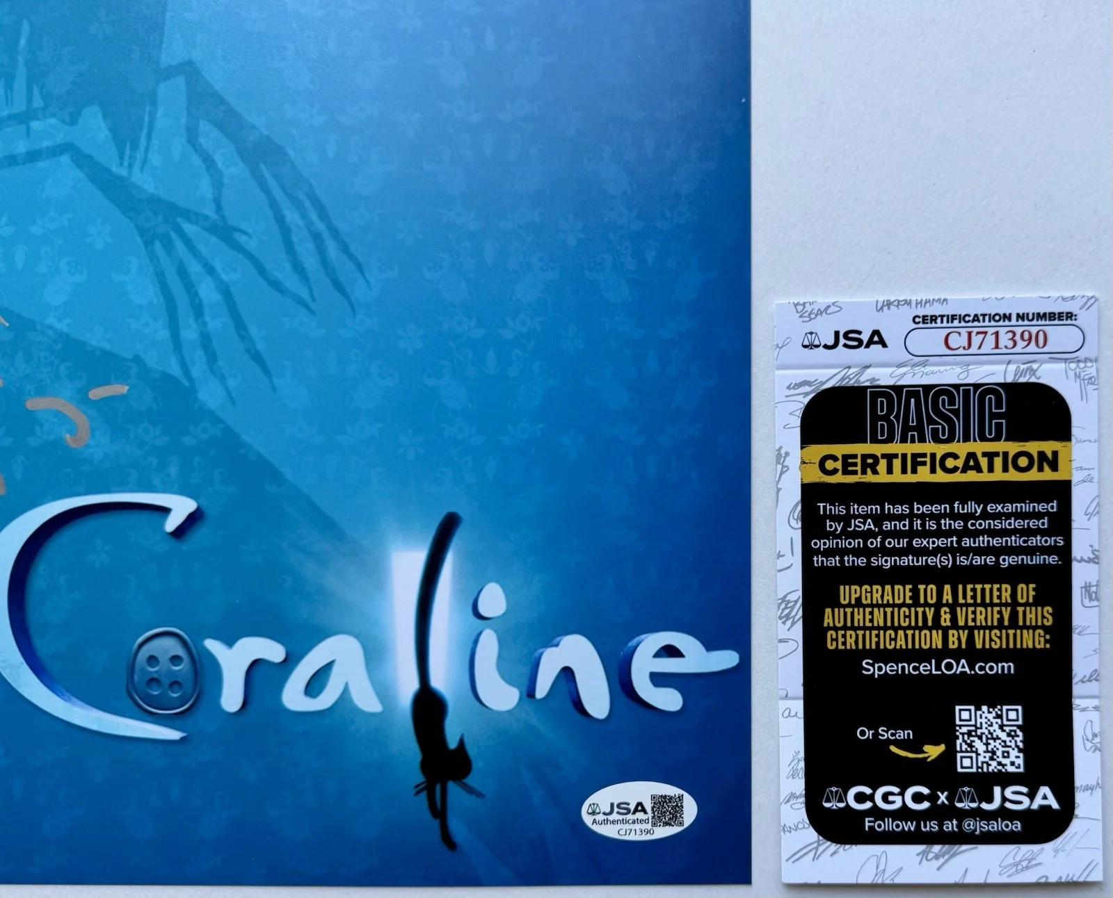 DAKOTA FANNING — DAKOTA FANNING HAND SIGNED AUTOGRAPH 'CORALINE' 11X14 PHOTO +JSA COA, image 3