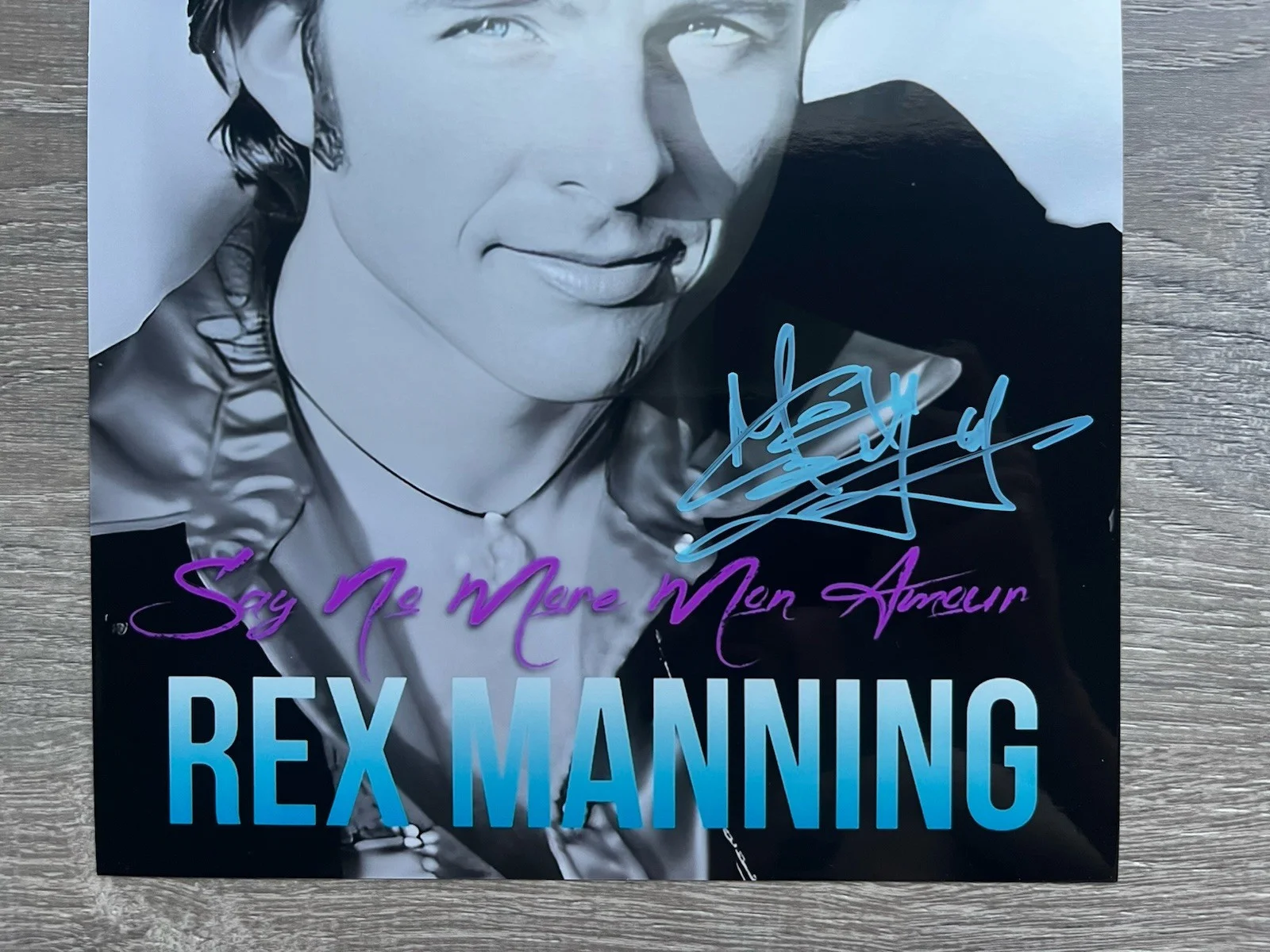 Maxwell Caulfield — Maxwell Caulfield Signed Rex Manning 8x10 Photo Beckett COA Empire Records, изображение 3