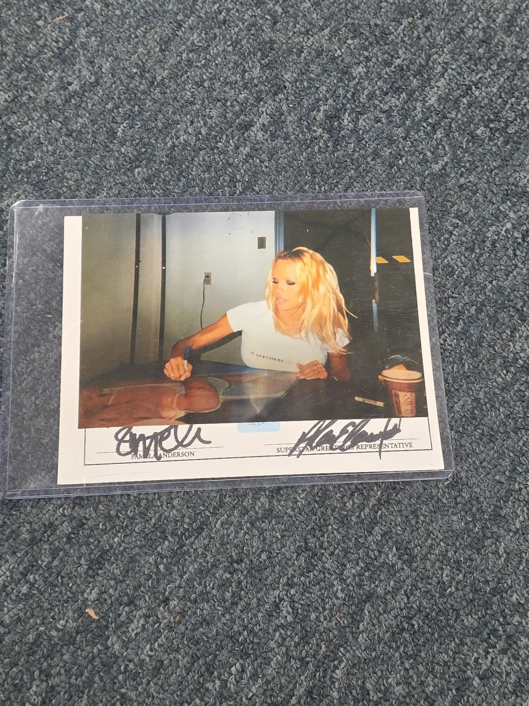 Pamela Anderson — Pamela Anderson Autograph Signed Full Size Photo Poster Rare "Vip", image 4