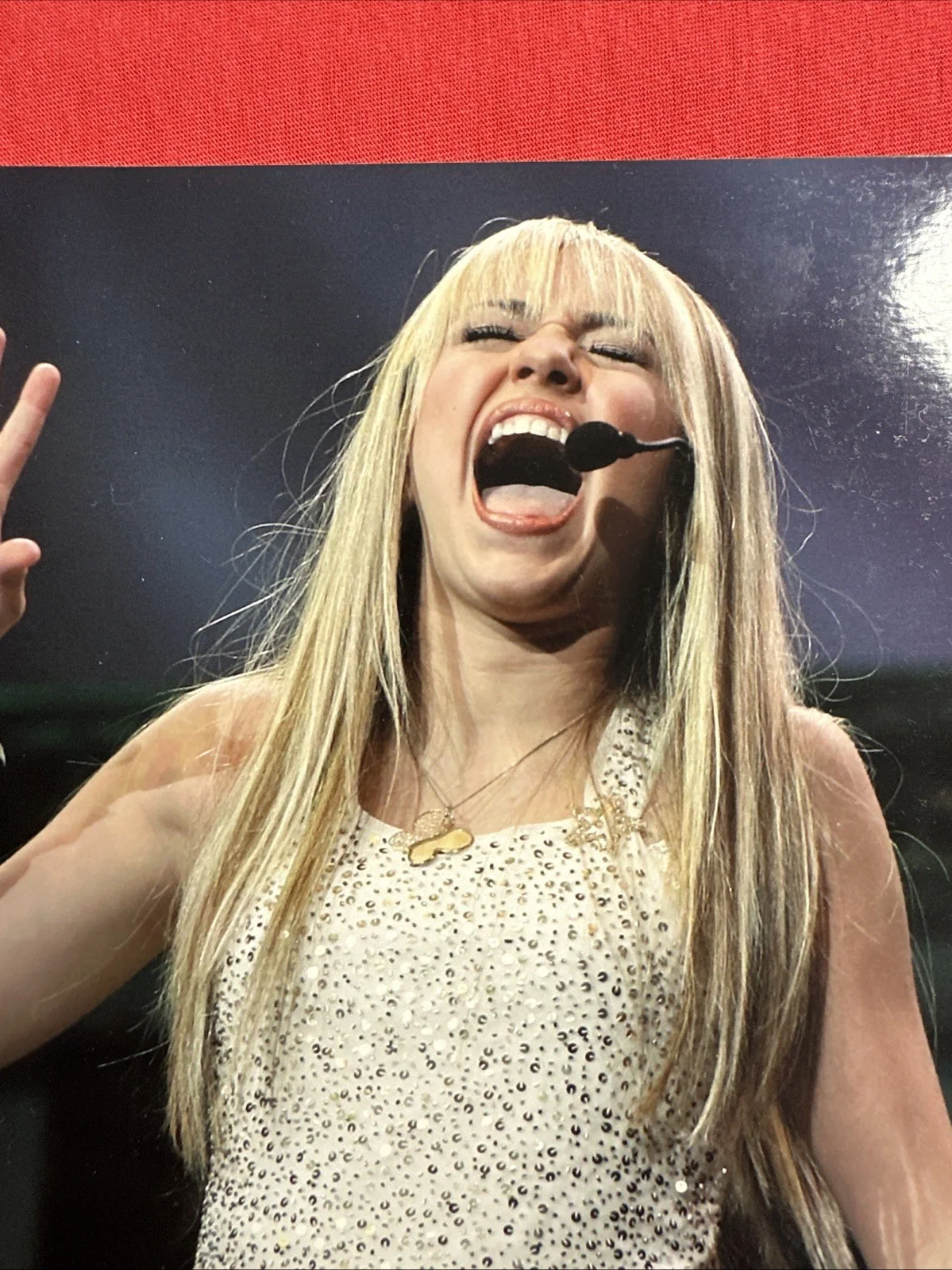 MILEY CYRUS SIGNED 8X10 PHOTO AUTHENTICATED, image 5