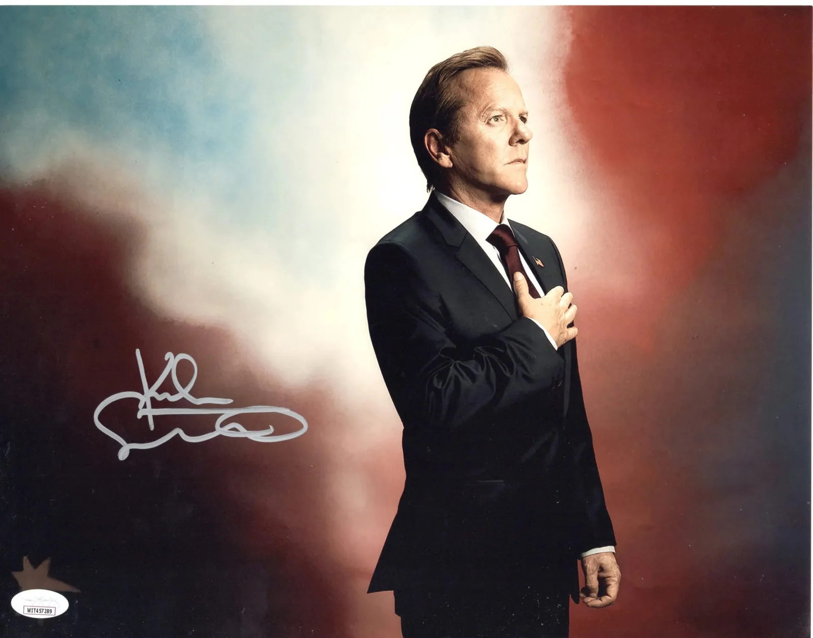 Kiefer Sutherland — Kiefer Sutherland signed 11x14 Photo Tom Kirkman Designated Survivor JSA