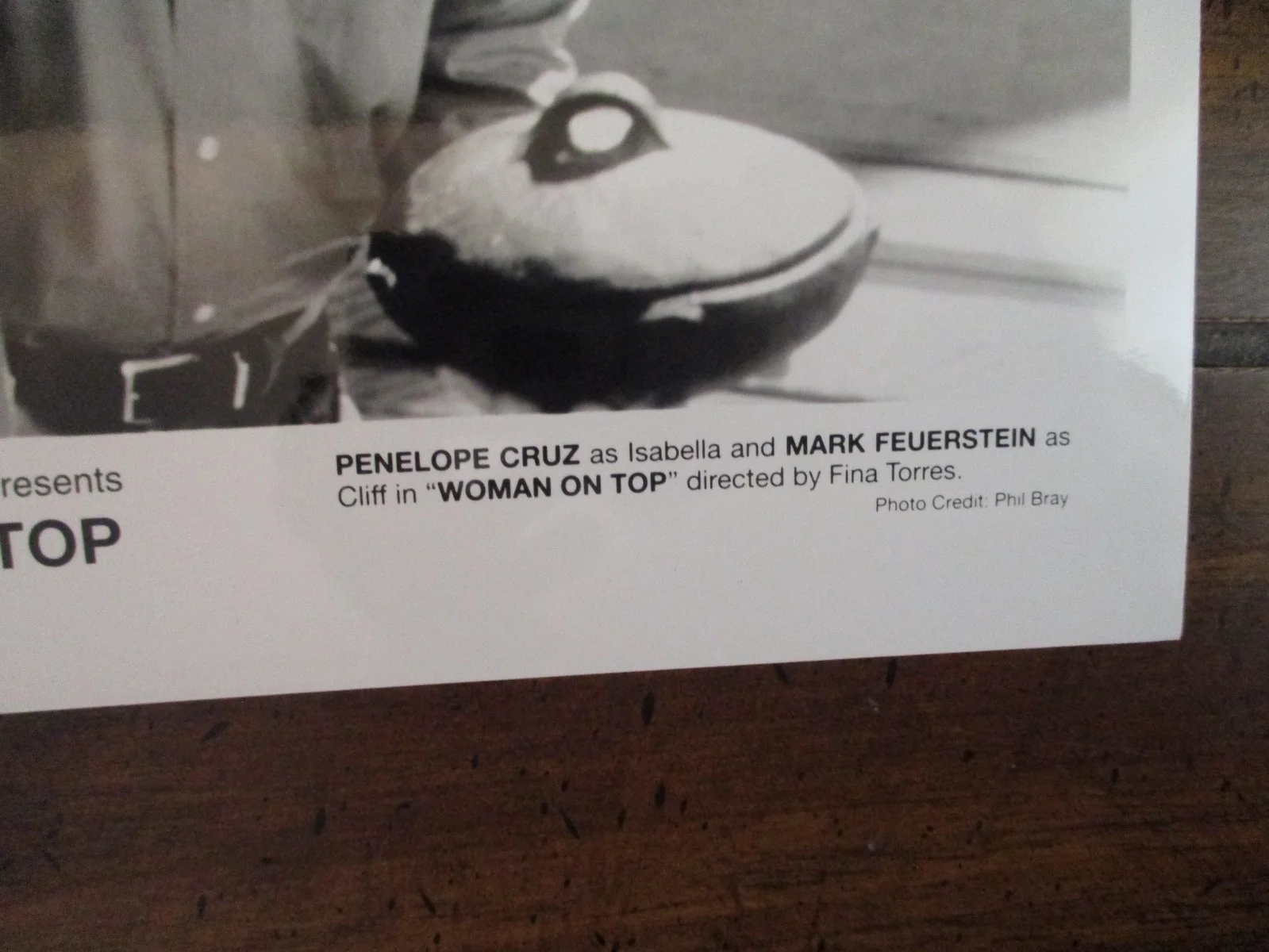 Penelope Cruz/Mark Feuerstein("WOMAN ON TOP")2000 10 x 8 Black/White Press Photo, image 2