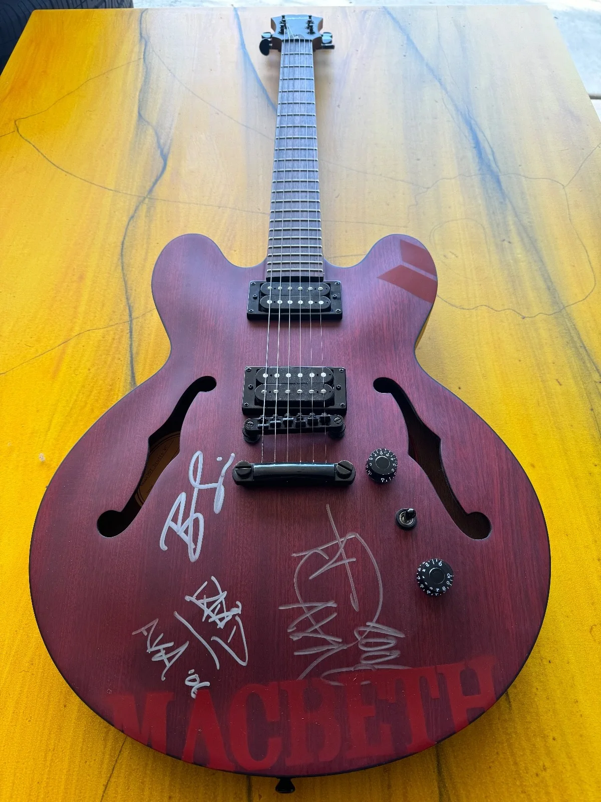 Autographed Tom Delonge + Angles & Airwaves electric Guitar, image 3