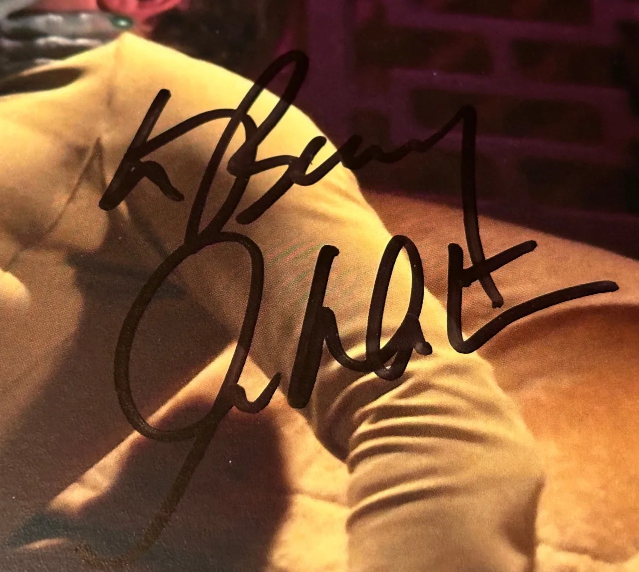 Yvonne Craig — Yvonne Craig and William Shatner Dual Siged 8x10 Star Trek Photo with JSA COA, изображение 3