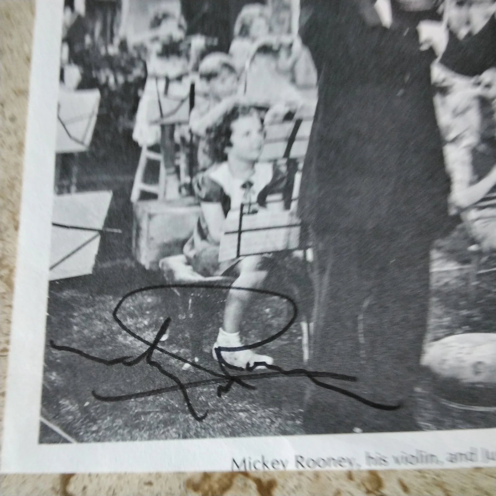 Mickey Rooney SIGNED Photo MGM Movie Actor Andy Hardy Judy Garland Babes in Arms, изображение 5