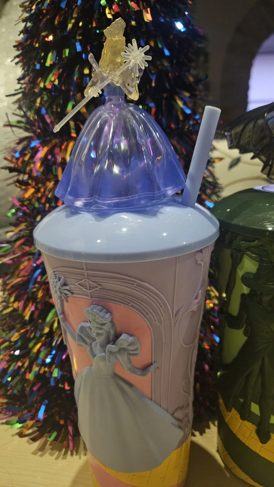 Wicked For Good Glinder And Elphana Gripper Cups Brand New Unused See Photos, изображение 2