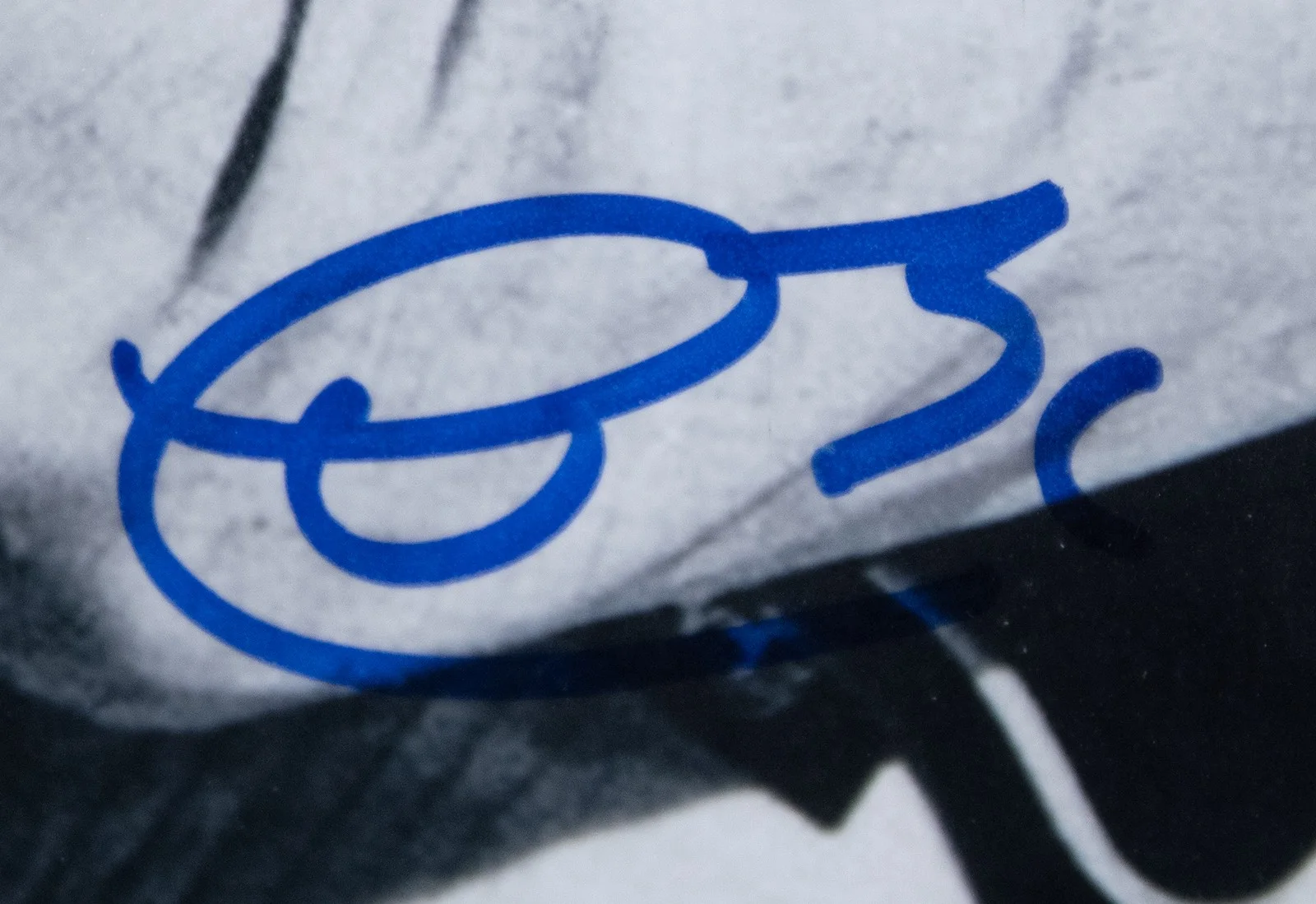 Chuck Berry — CHUCK BERRY - AUTOGRAPHED SIGNED PHOTOGRAPH, image 2