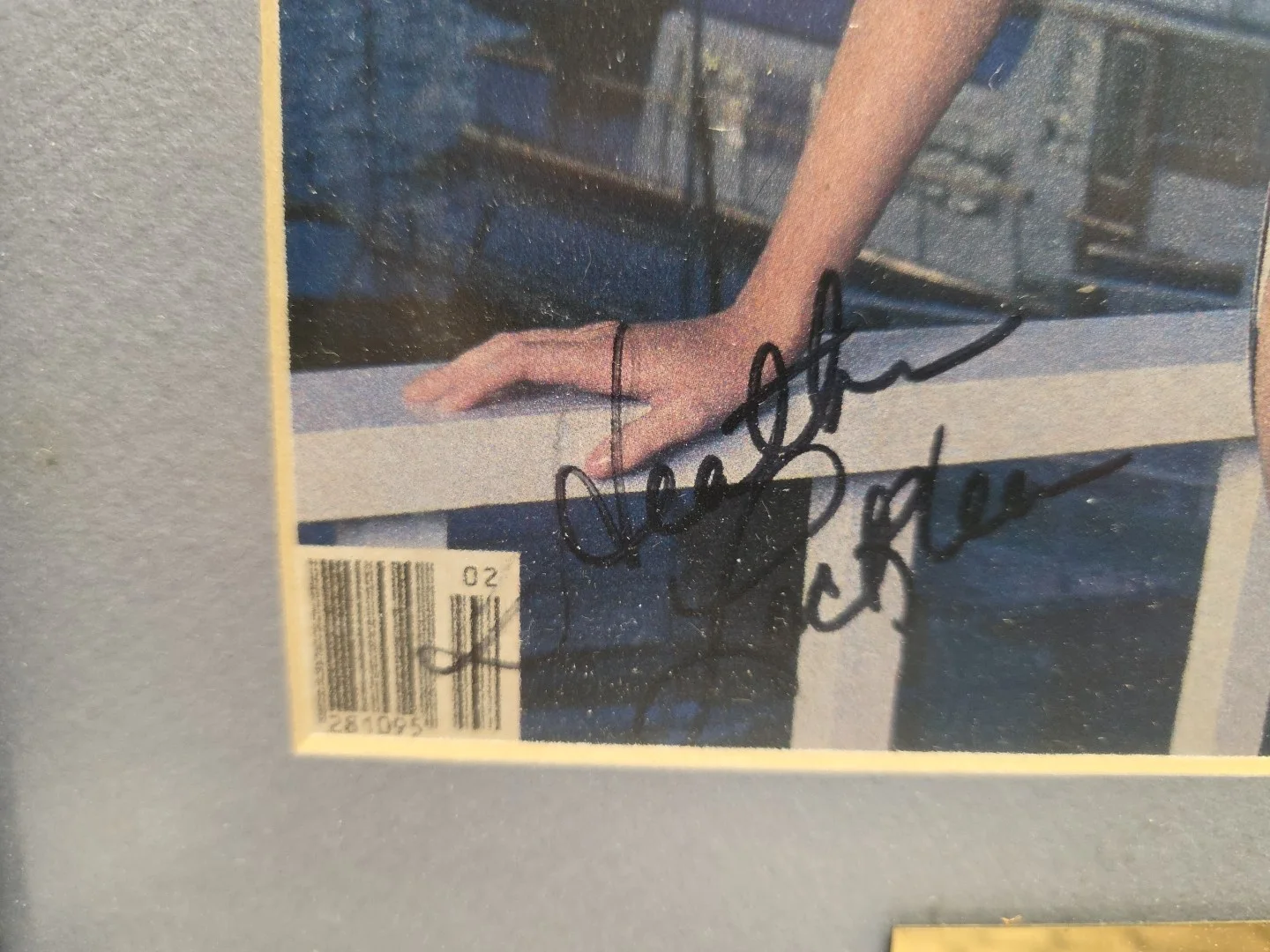 Heather Locklear — Inside Sports Magazine February 1984 Heather Locklear Auto Signed Framed Matted, image 4