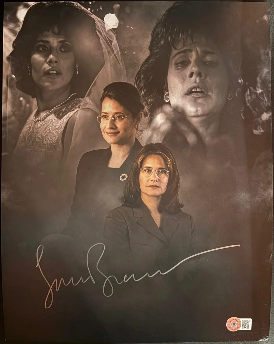Lorraine Bracco — LORRAINE BRACCO SIGNED AUTOGRAPHED 11X14 PHOTO GOODFELLAS THE SOPRANOS BECKETT