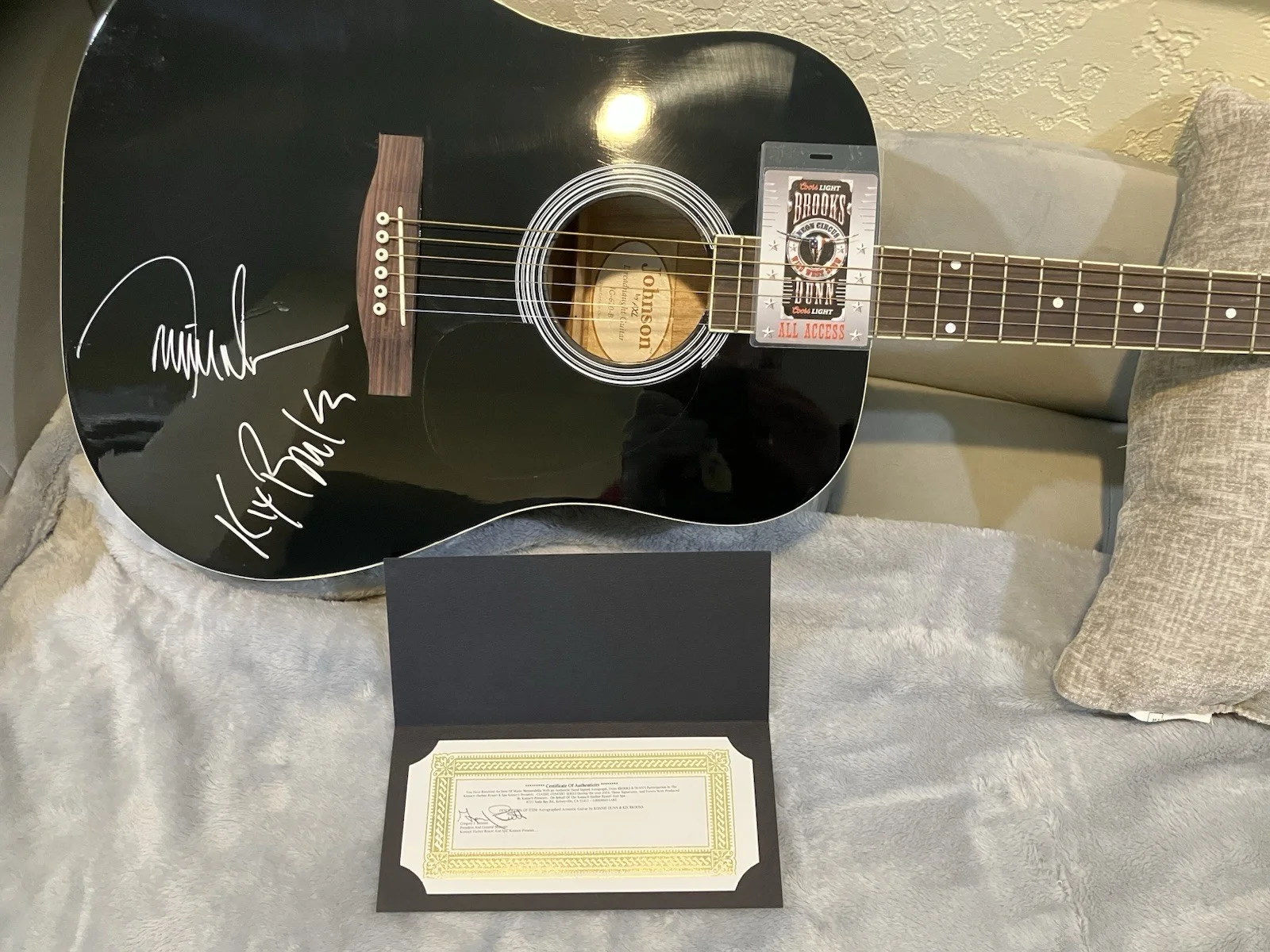 BROOKS & DUNN SIGNED Guitar Kix Brooks Ronnie Dunn COA & Pass Konocti, CA 2004, image 2