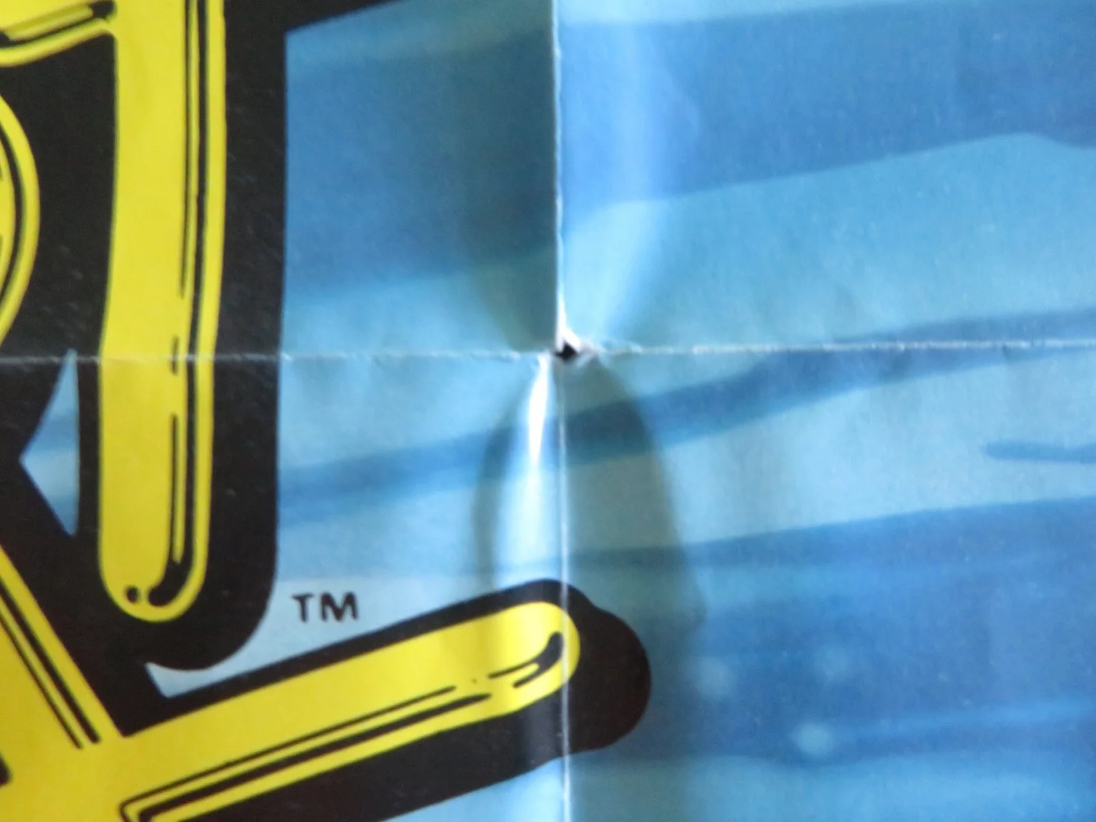 HOT RESORT FOLDED US ONE SHEET POSTER CANNON TOM PARSEKIAN MICHAEL BERZ 1985, image 2