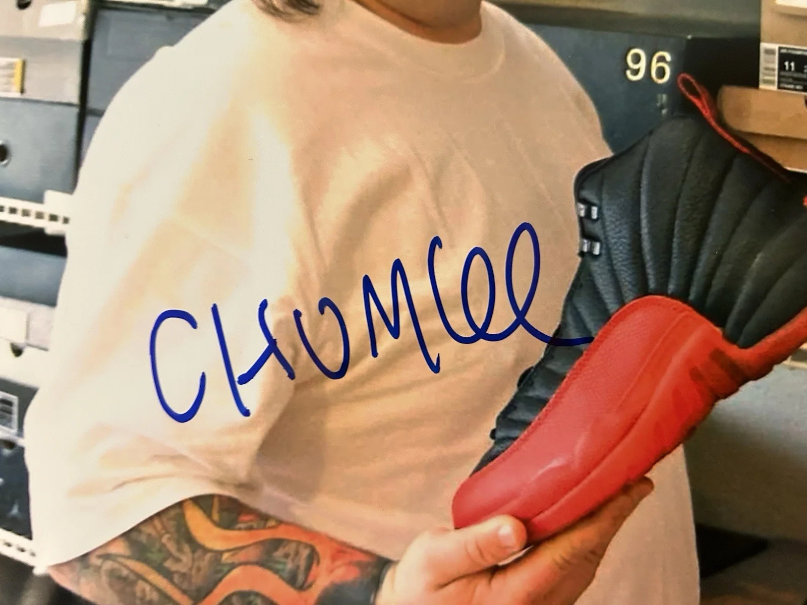 Chumlee — Chumlee of Pawn Stars Signed 8x10 Photo (with Proof Pic), изображение 2