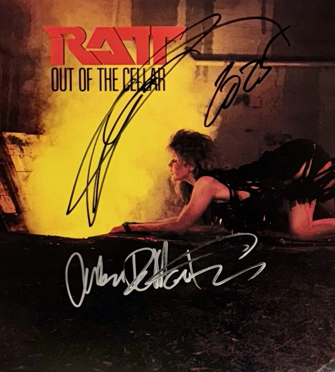 STEPHEN PEARCY & WARREN DIMARTINI RATT SIGNED AUTOGRAPH VINYL ALBUM LP +JSA COA., image 2