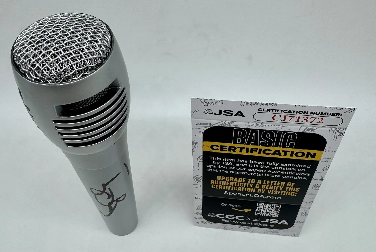 Gary Clark Jr. hand signed autograph microphone with JSA COA, image 3