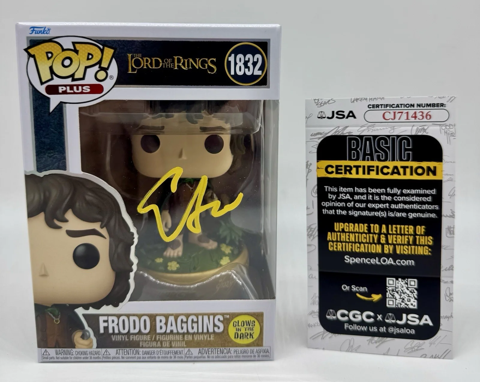 ELIJAH WOOD — ELIJAH WOOD SIGNED AUTOGRAPH FRODO BAGGINS LORD OF THE RINGS FUNKO POP +JSA COA