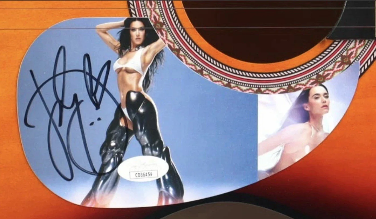 KATY PERRY autogtaphed SIGNED full size acoustic GUITAR 38" JSA mint, image 2