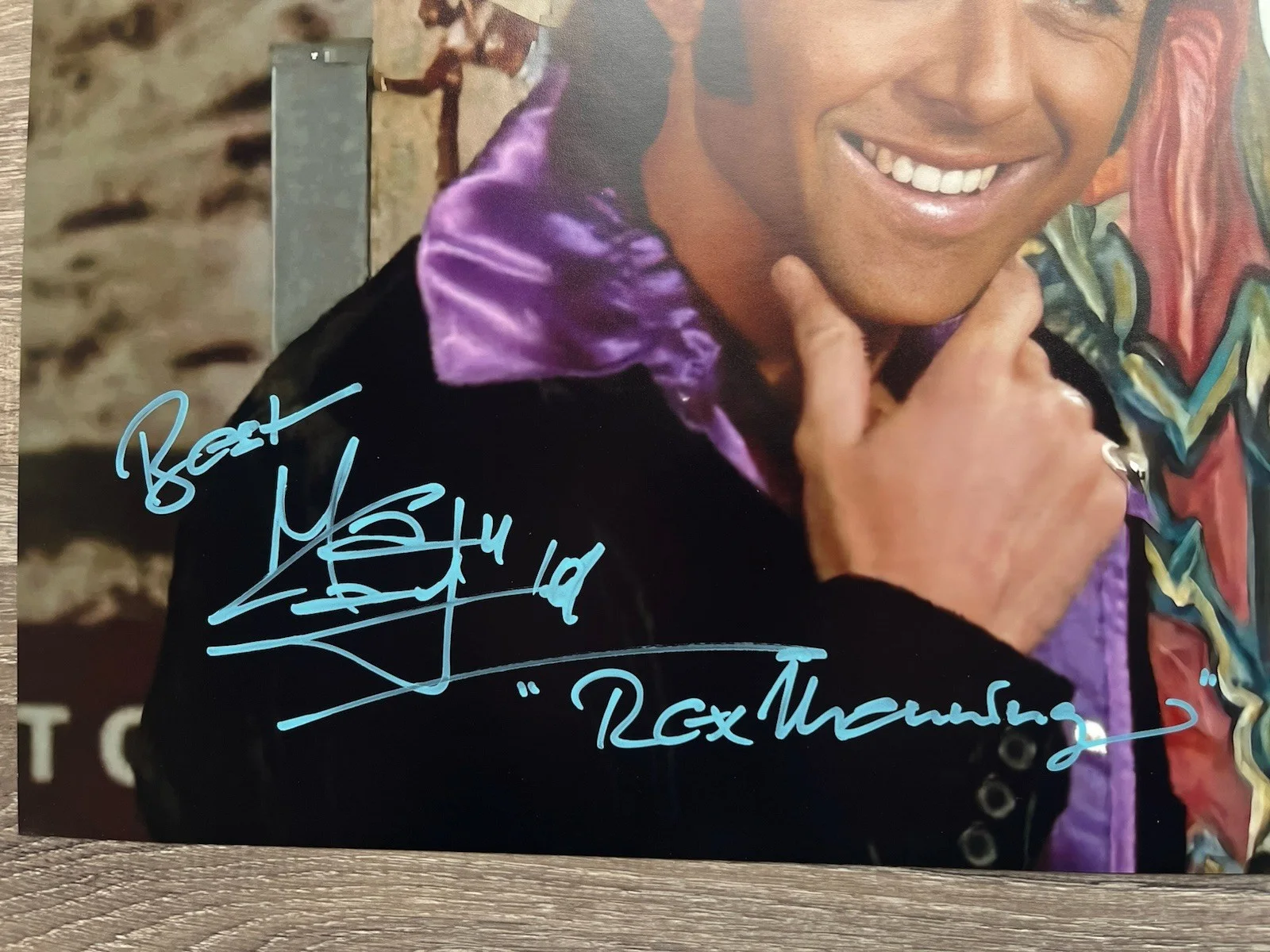 Maxwell Caulfield — Maxwell Caulfield Signed Rex Manning 11x14 Photo Beckett COA Empire Records, изображение 4