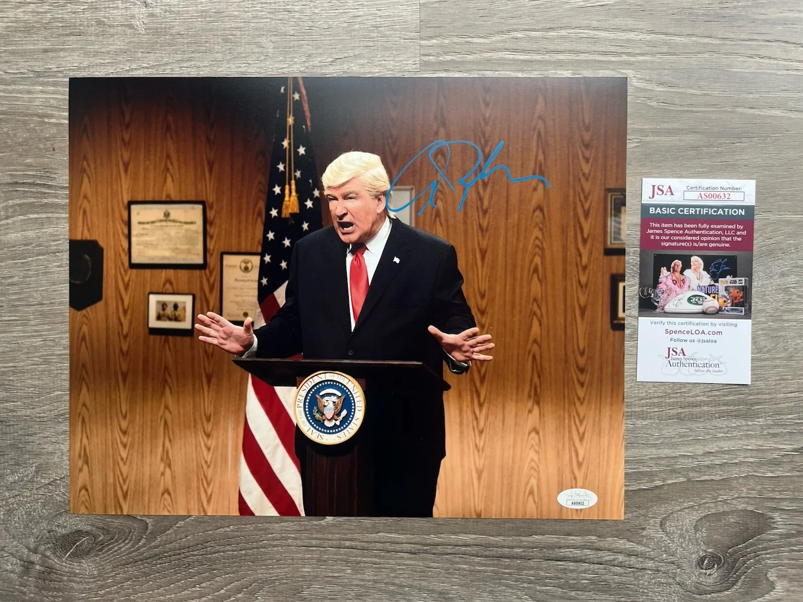 Alec Baldwin — Alec Baldwin Signed SNL Donald Trump 11x14 Photo JSA COA Saturday Night Live