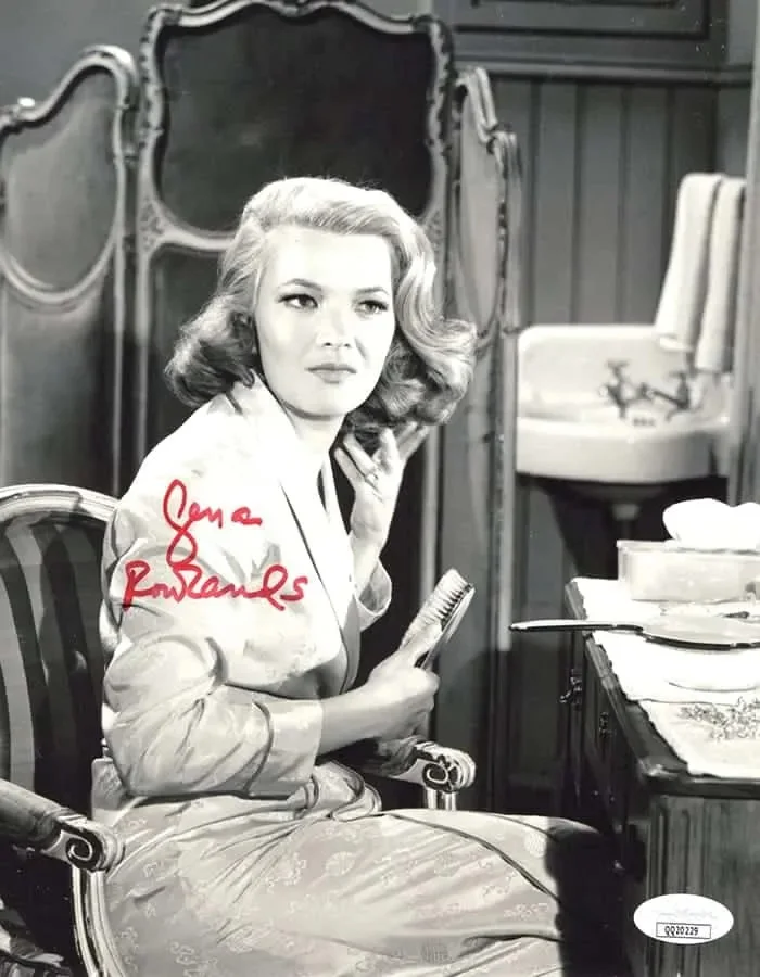 Gena Rowlands — Gena Rowlands signed 8x10 Photo The Alfred Hitchcock Hour JSA Authentication