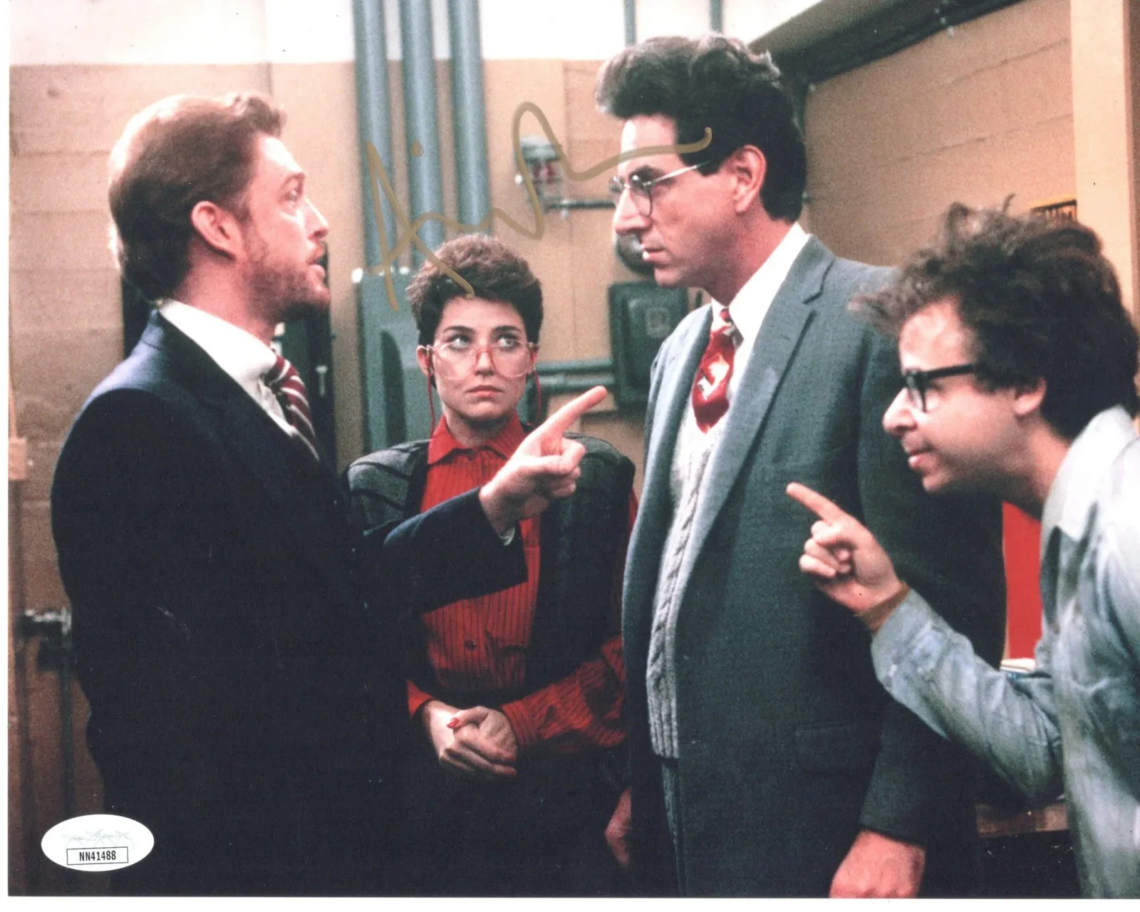 Annie Potts — Annie Potts signed 8x10 Photo Janine Melnitz Ghostbusters JSA Authentication