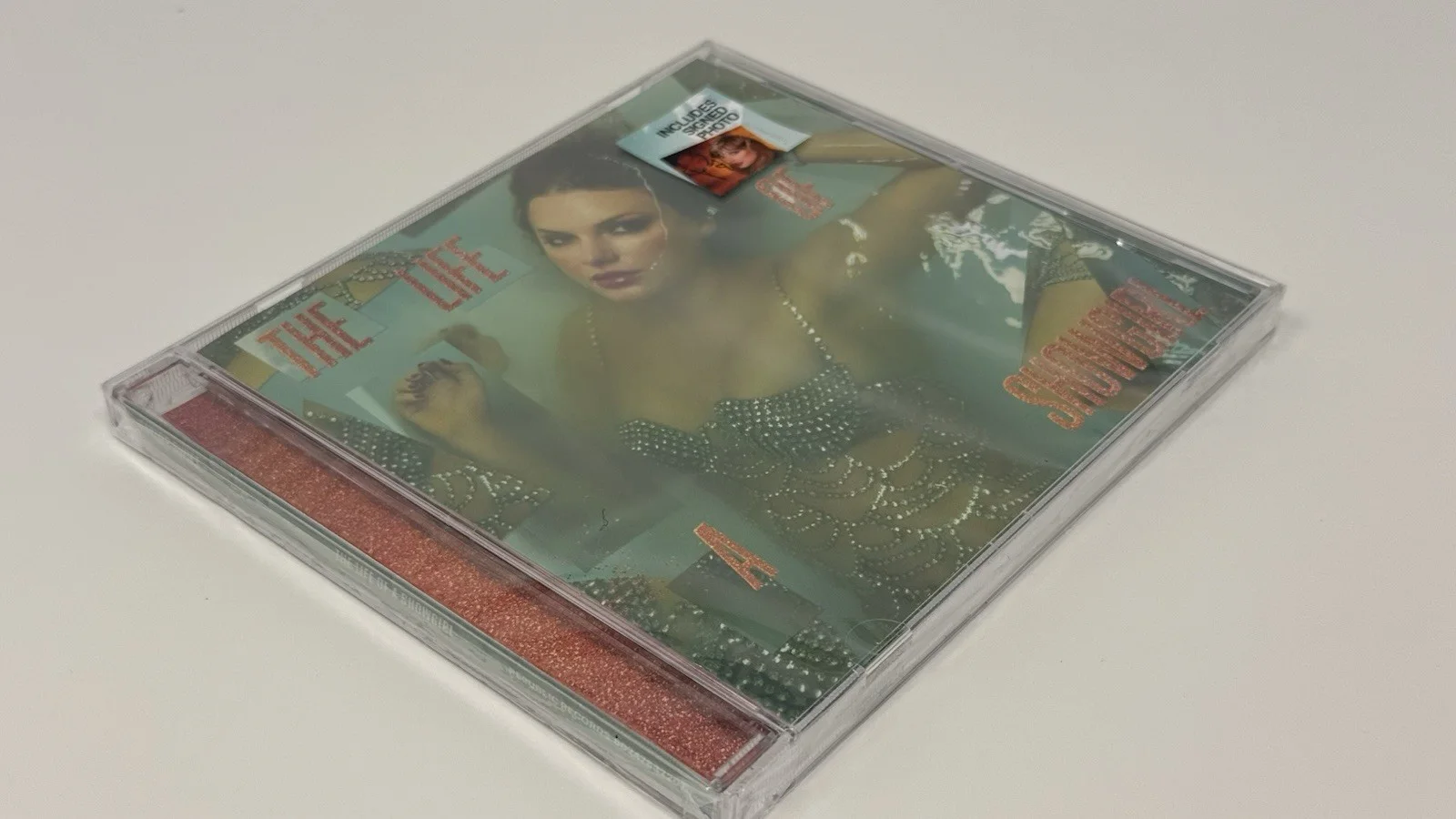 Taylor Swift The Life of a Showgirl CD + Hand Signed Photo 1 - NEW - SHIPS FAST, изображение 5