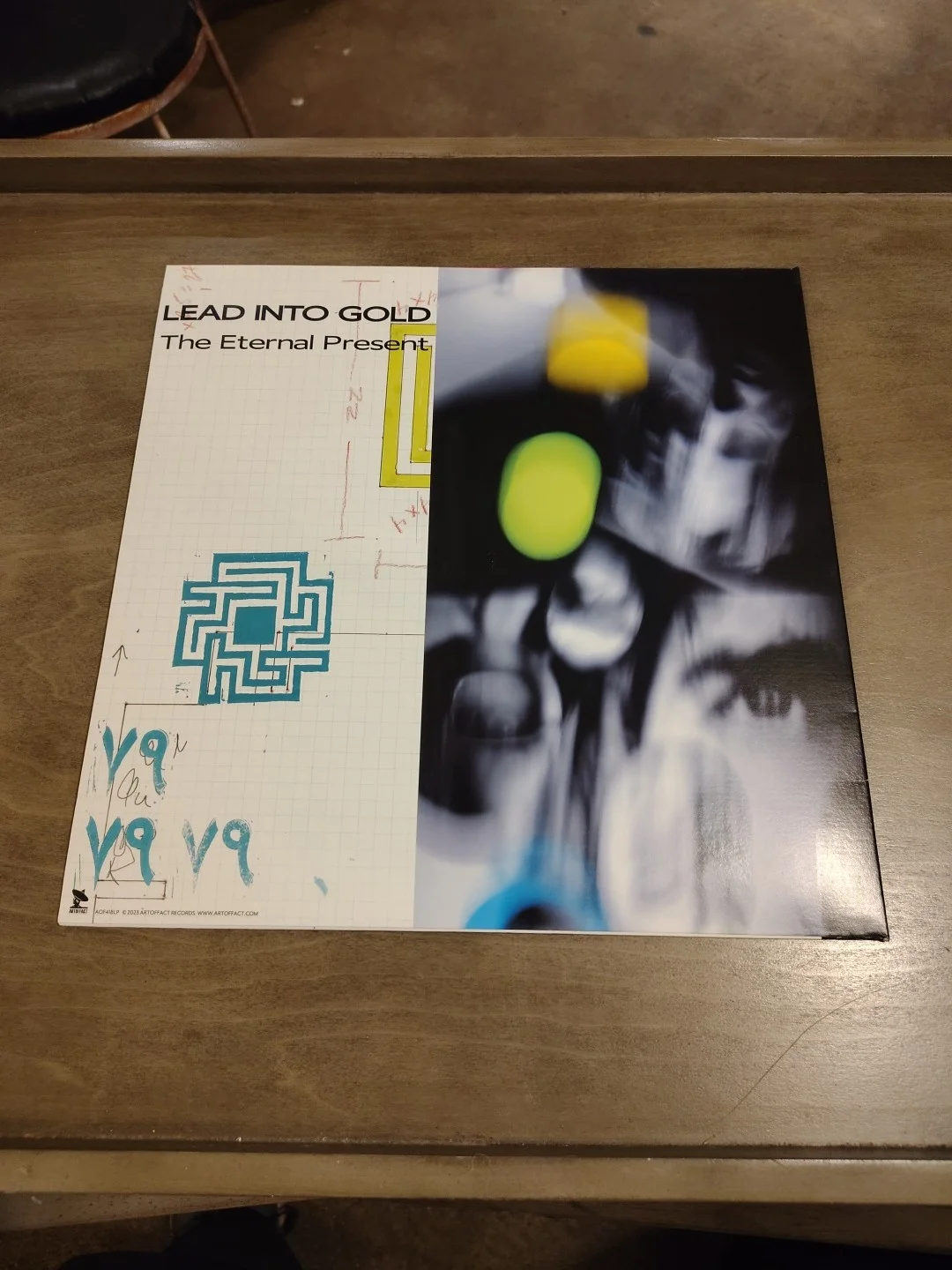 Signed Album Lead Into Gold By The Eternal Present, изображение 3