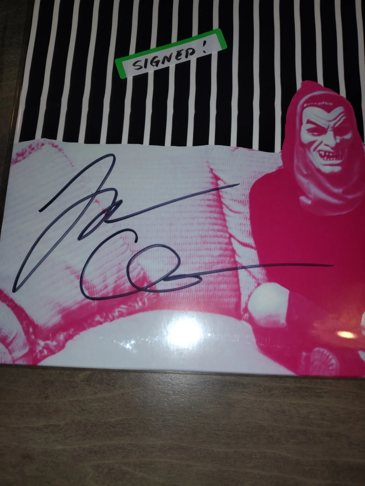 Signed Album Of The Rhinestone Pickup Truck, изображение 2