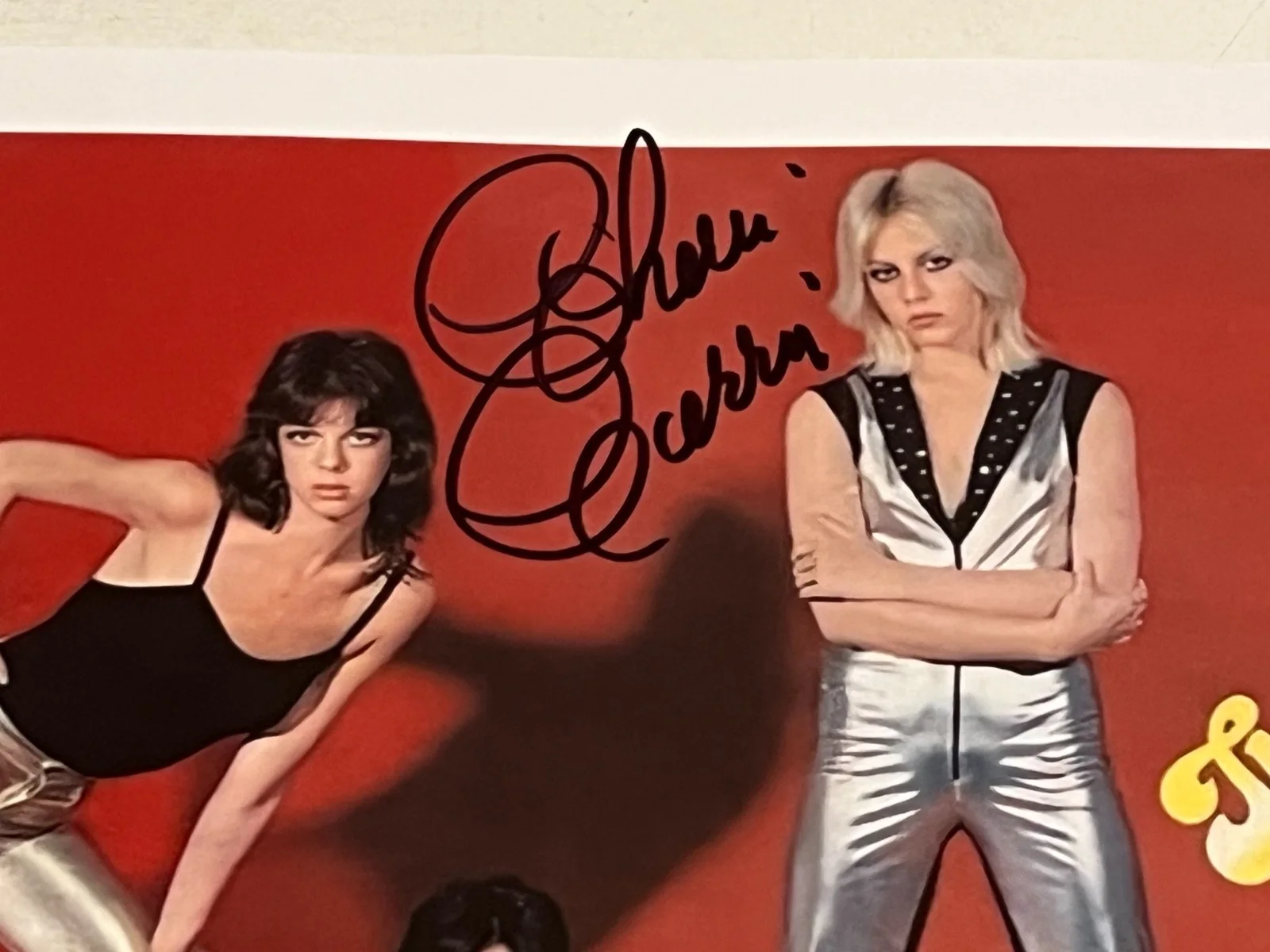 Cherie Currie Hand Signed 8.5x11 Photo Print of The Runaways, изображение 2