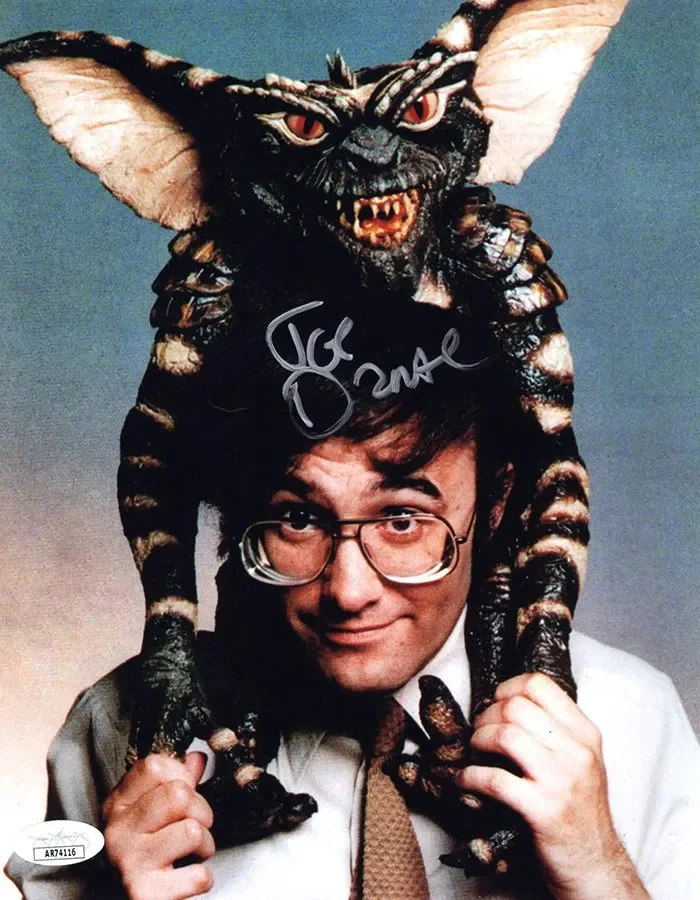 Joe Dante — Joe Dante signed 8x10 Photo Director Gremlins JSA Authentication