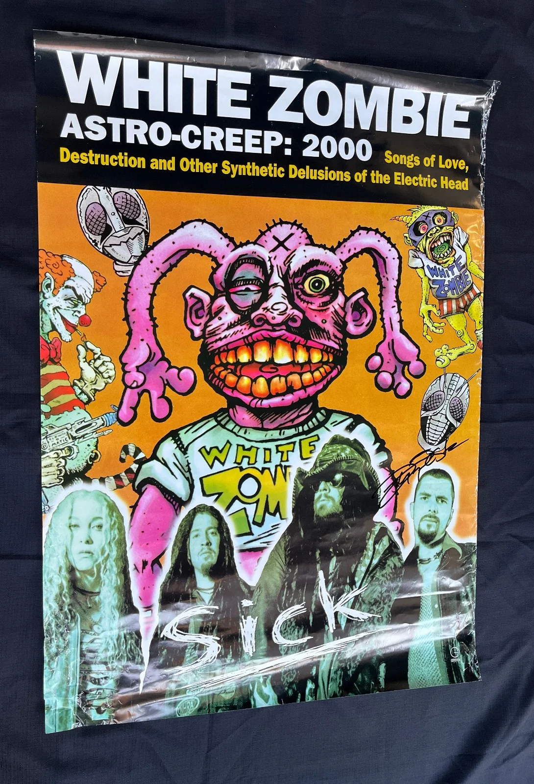 JOHN TEMPESTA White Zombie — WHITE ZOMBIE 1995 John Tempesta signed Geffen SICK Astrocreep 2000 POSTER VG, изображение 2