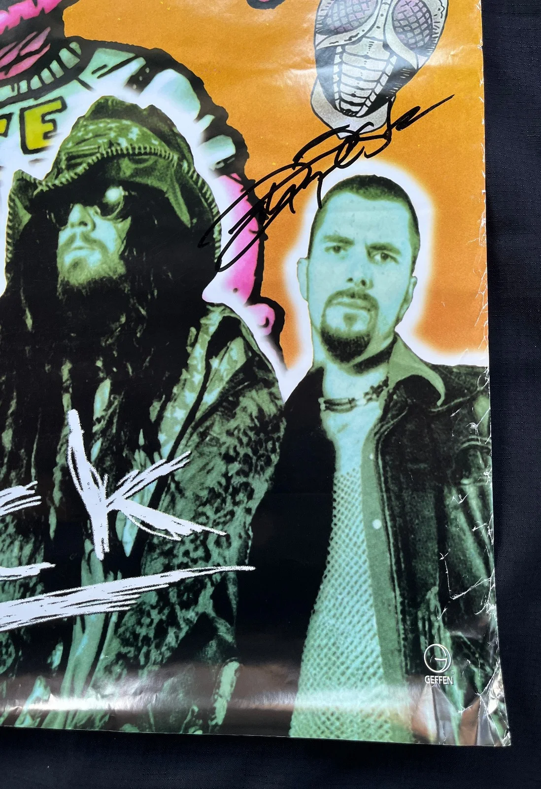 JOHN TEMPESTA White Zombie — WHITE ZOMBIE 1995 John Tempesta signed Geffen SICK Astrocreep 2000 POSTER VG, изображение 4