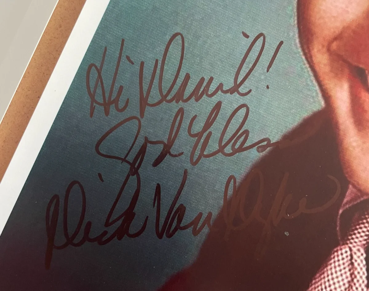 Dick Van Dyke, Mary Tyler Moore — Dick Van Dyke 8.5x11 & Mary Tyler Moore 8x10 Signed Autograph Signatures Photos, изображение 3