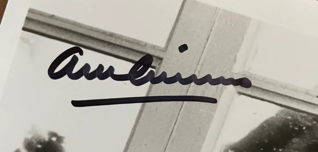 Alec Guinness — Alec Guinness Signed Autograph Signature 10x8 A Passage To India Vintage Photo, изображение 2