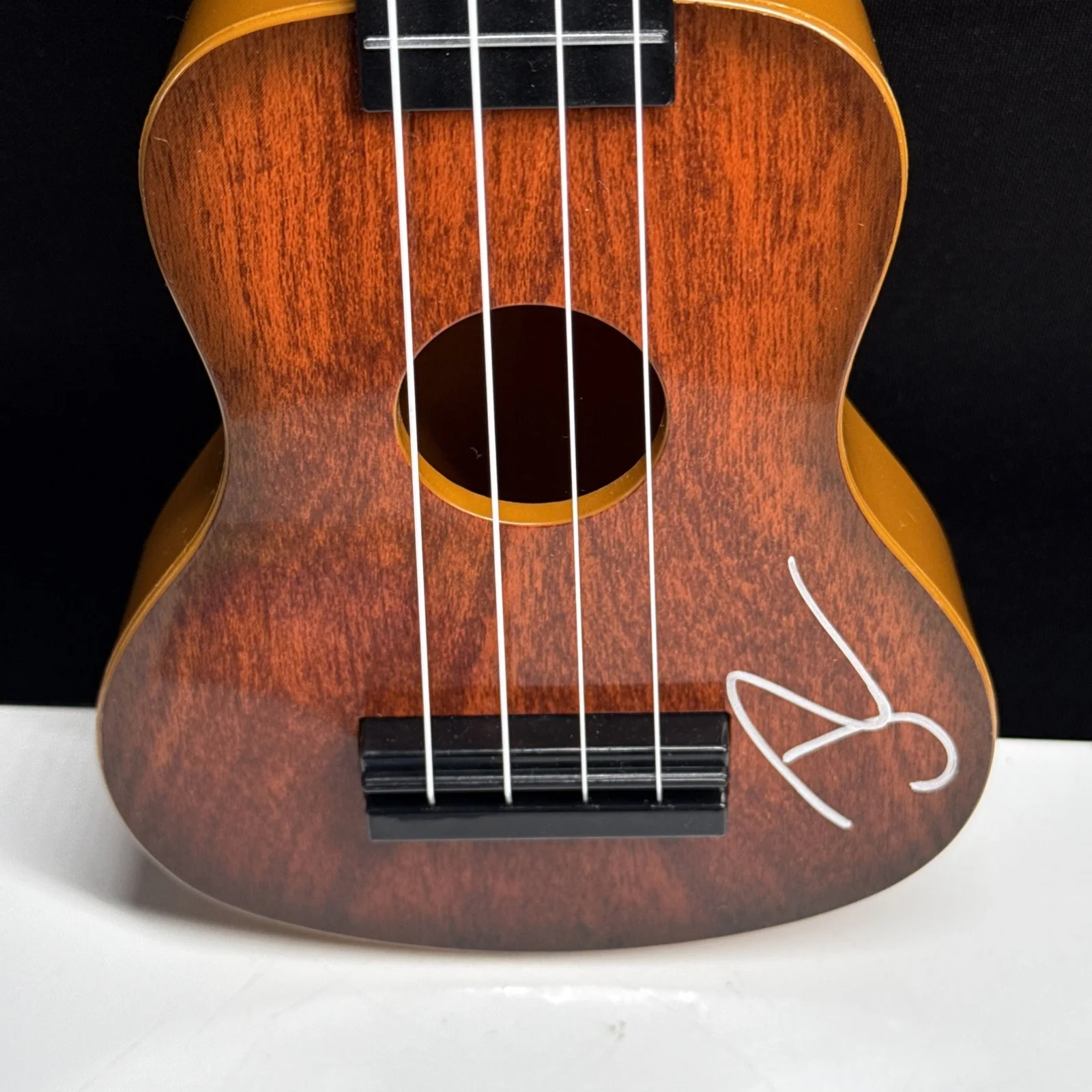 Jelly Roll — Jelly Roll (Grammy Winner) Signed Autographed Mini Acoustic Guitar COA Hologram, изображение 3