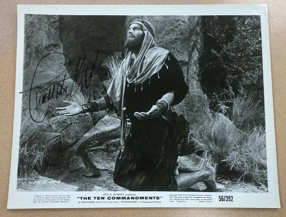 Charleton Heston — Charleton Heston Signed Autograph Signature 10x8 The Ten Commandments Vint Photo