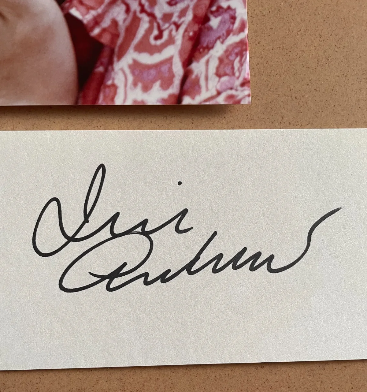 Julie Andrews — Julie Andrews Signed Autograph Signature 5x3 Index Card with Photograph & COA, изображение 2