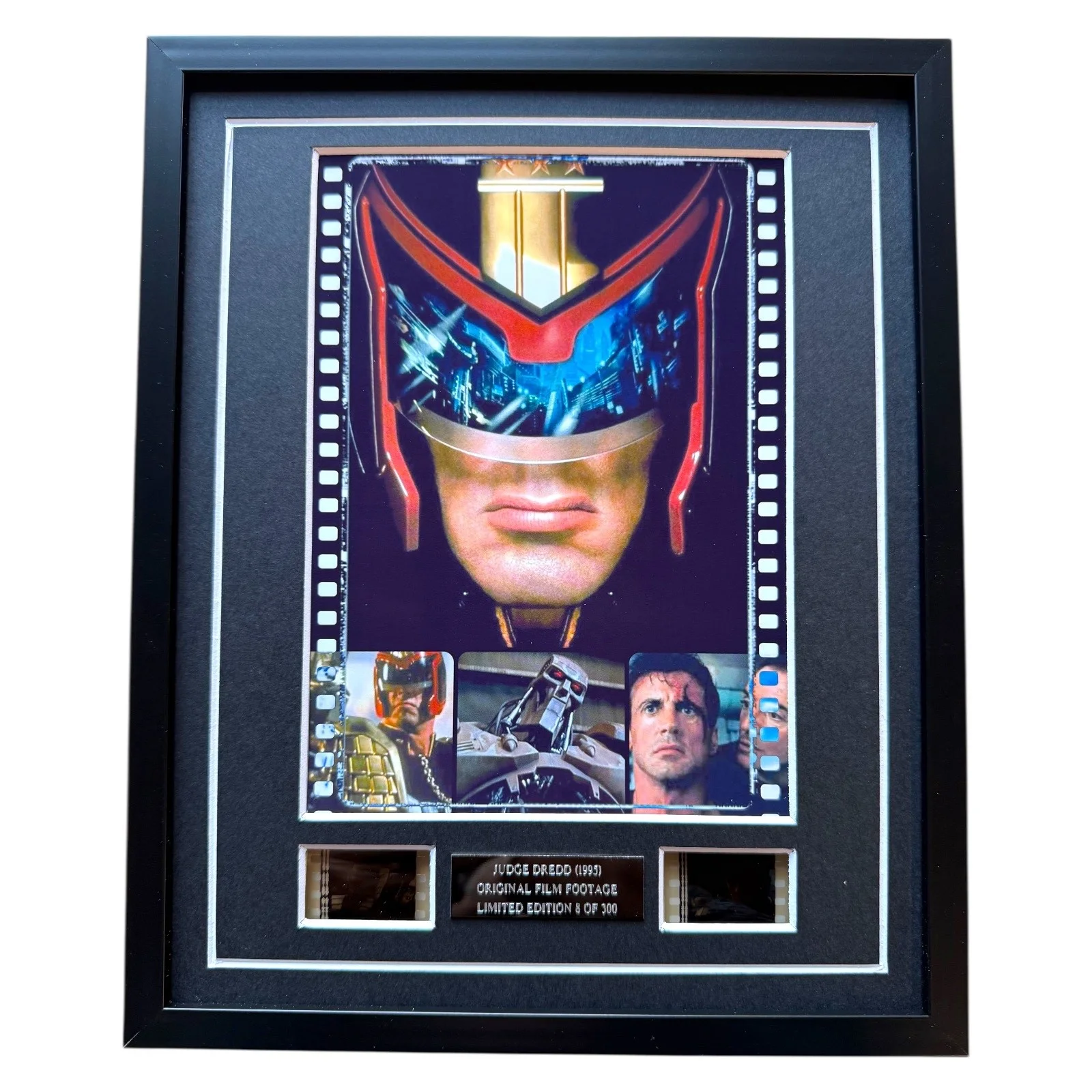 JUDGE DREDD FILM CELLS ORIGINAL MEMORABILIA FRAMED GIFT INCLUDES COA, image 2