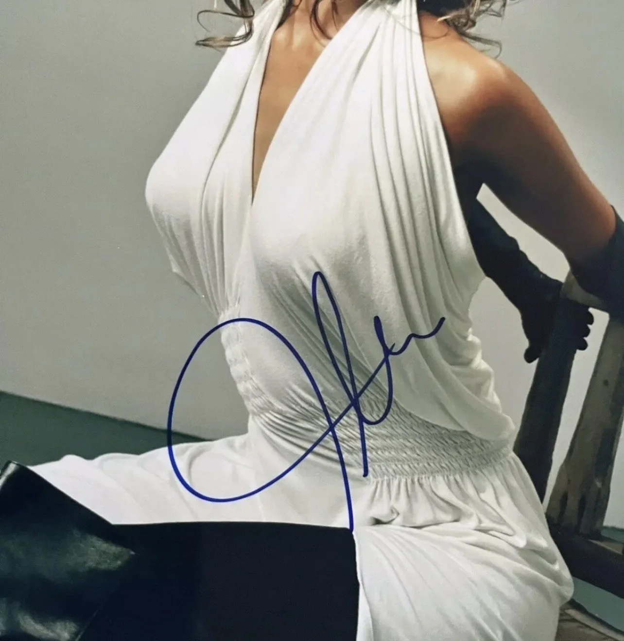 Jessica Alba Signed Photo With COA Autograph Sin City, image 2