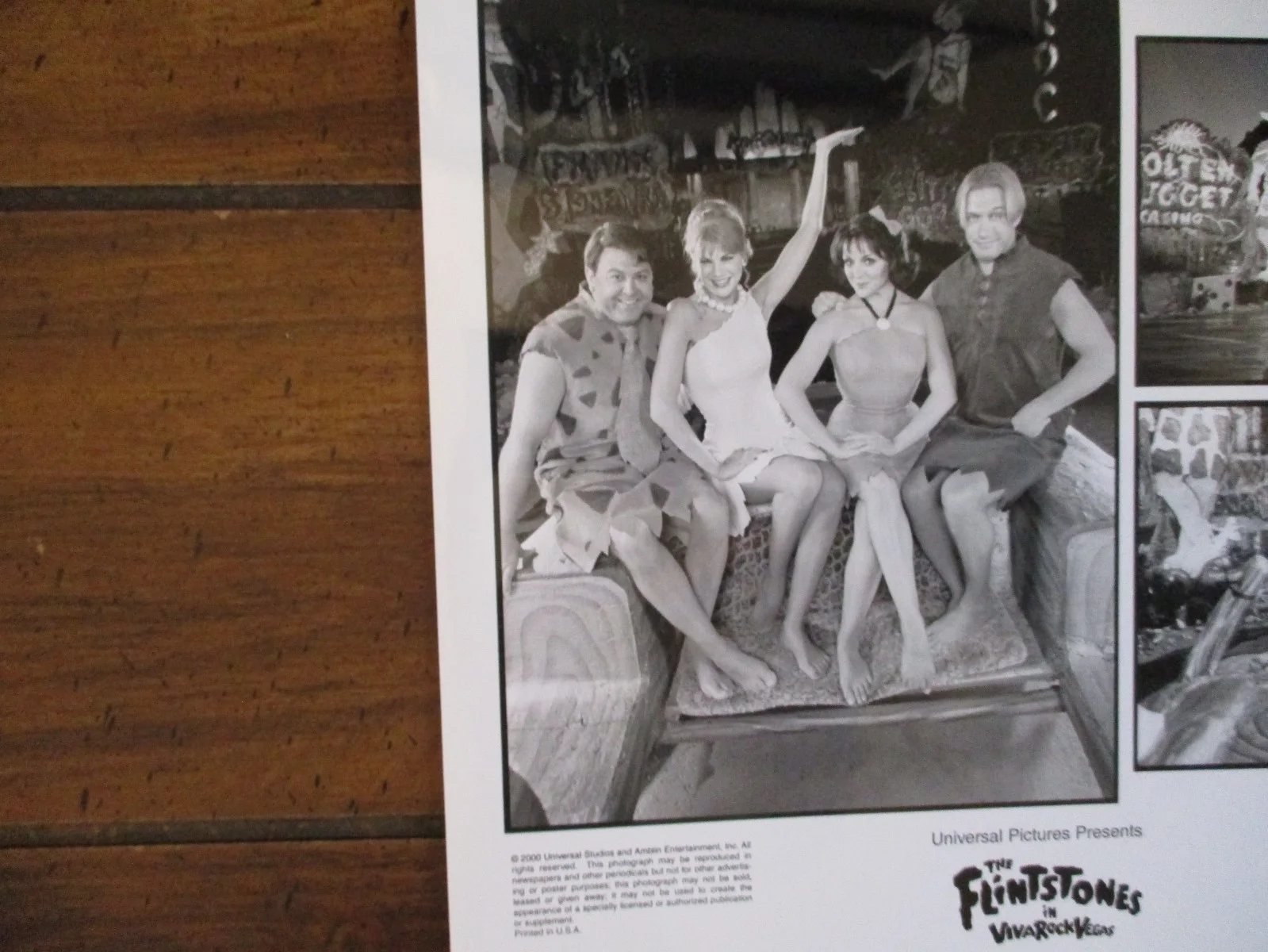 Steve Baldwin/Mark Addy(THE FLINTSTONES IN VIVA ROCK VEGAS)10 x 8 2000 B&W Photo, изображение 2