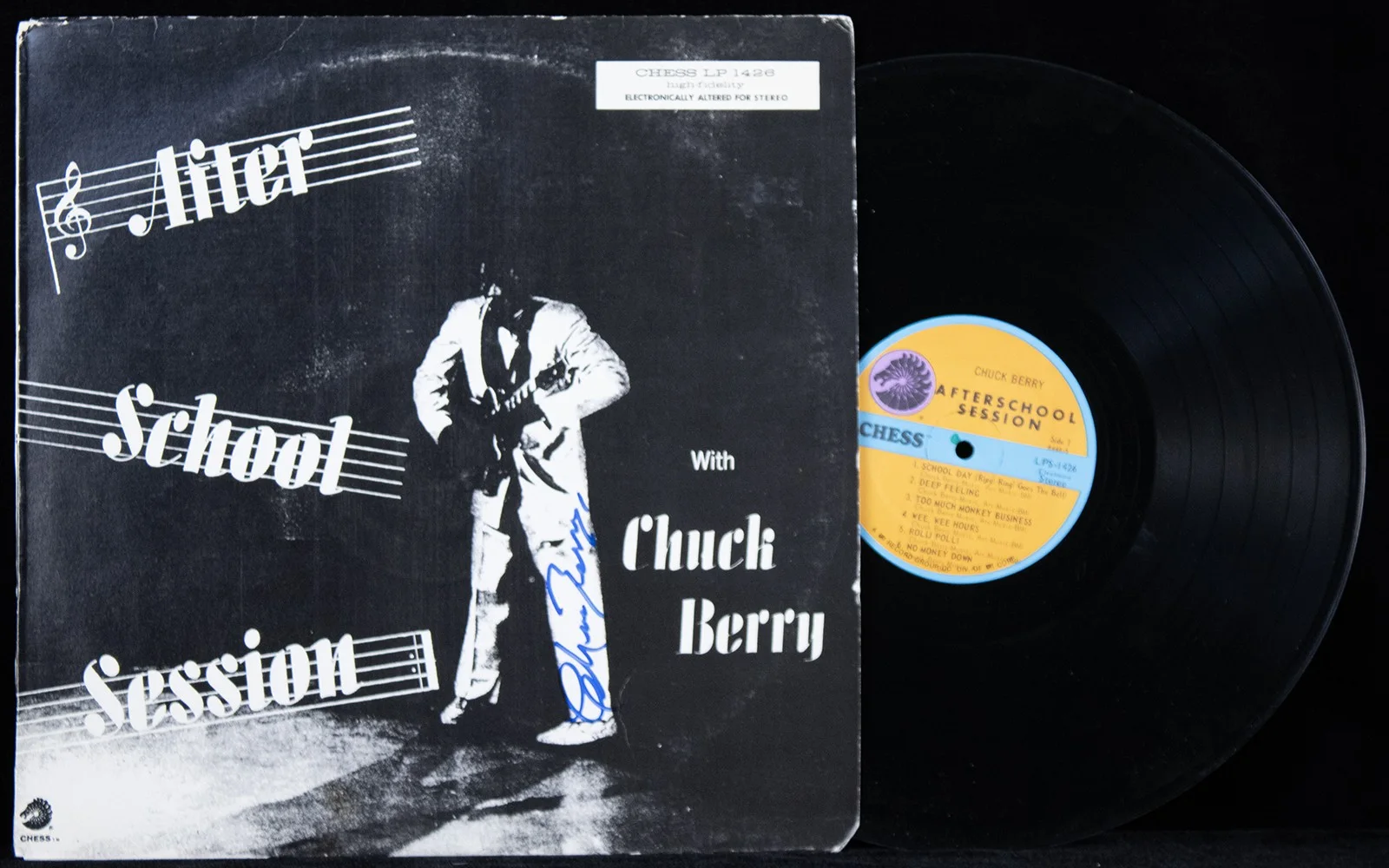 Chuck Berry — CHUCK BERRY - RECORD ALBUM COVER SIGNED, image 4