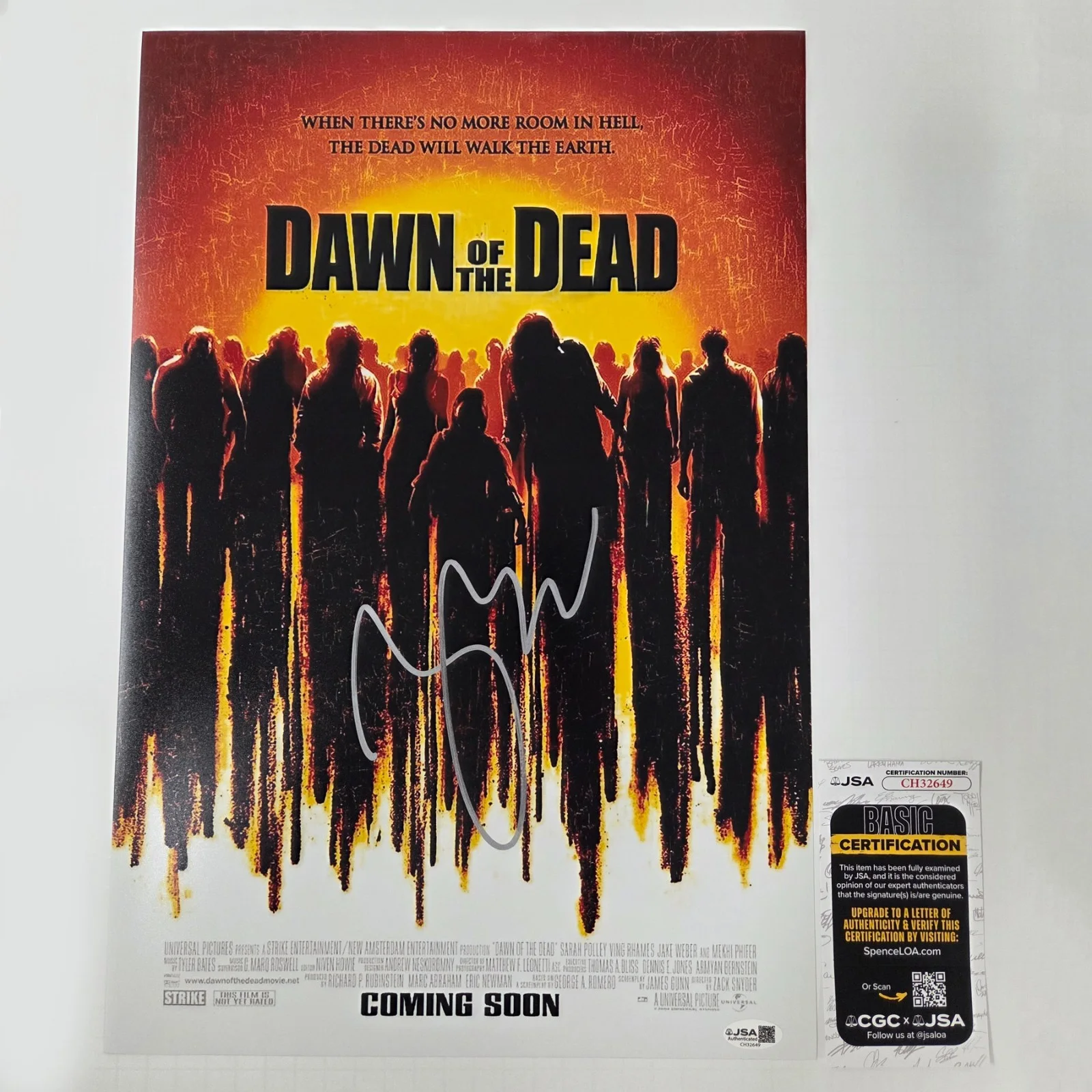 ZACK SNYDER — ZACK SNYDER Authentic Hand-signed "DAWN OF THE DEAD" 12x18 Photo (JSA COA)