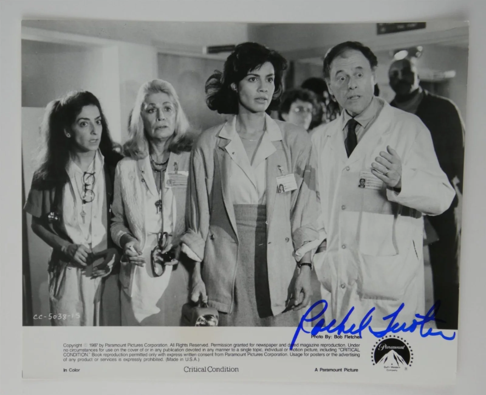 Rachel Ticotin — Rachel Ticotin Signed B&W 8x10 Promo Photo Critical Condition Autographed