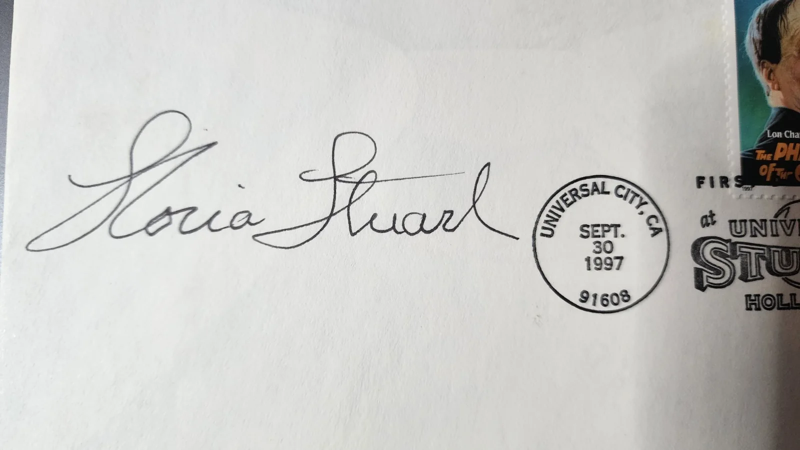Gloria Stuart — GLORIA STUART SIGNED Phantom of the Opera First Day Issue w/Lon Chaney Stamp, image 3