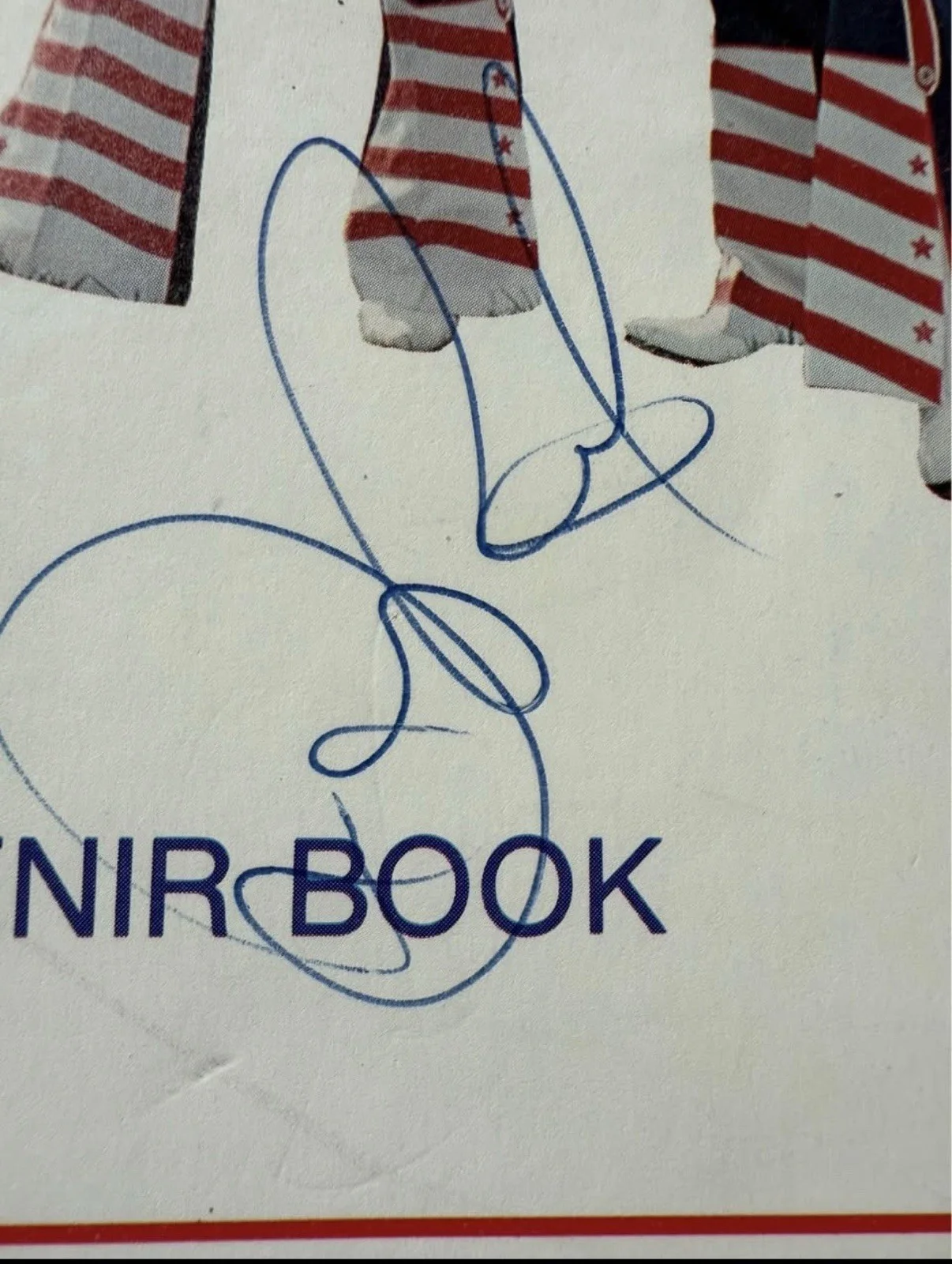 Statler Brothers Autographed Suoviner Book, image 3