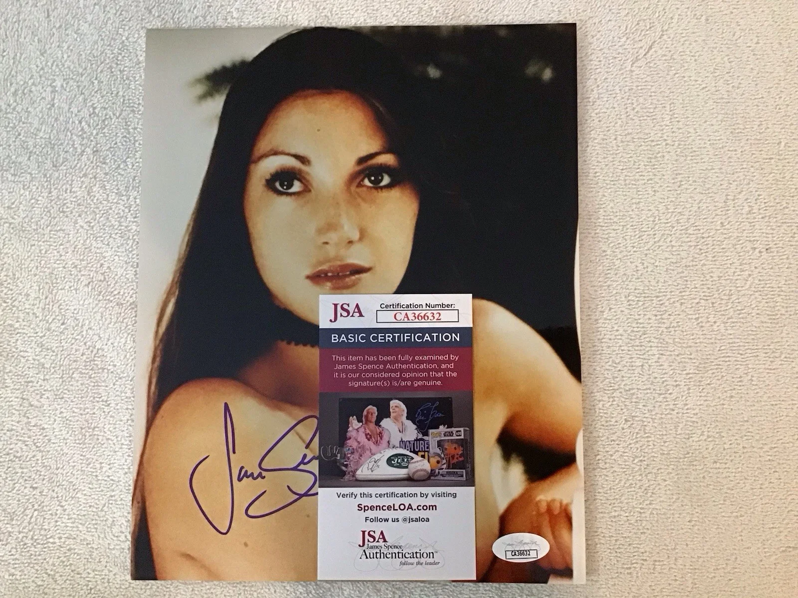 Jane Seymour — JANE SEYMOUR Signed 8x10 Sexy Hot Dr Quinn Medicine Woman James Bond JSA Coa, изображение 2